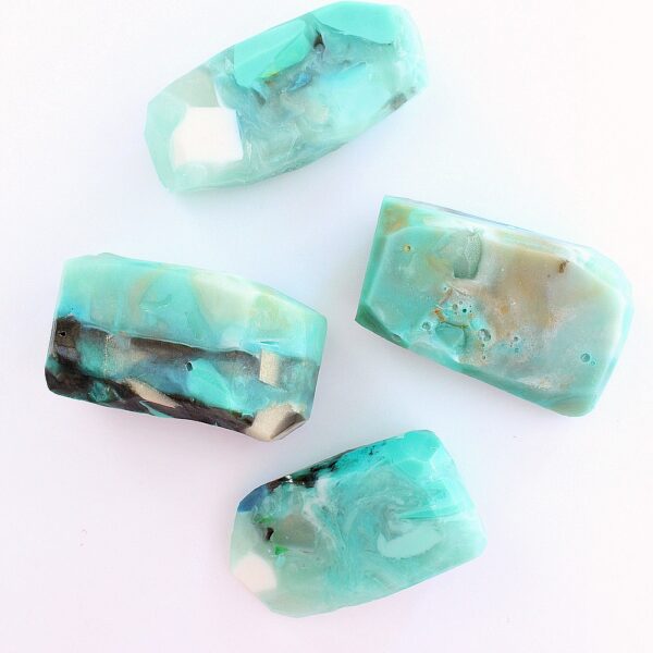 DIY GEMSTONE SOAP