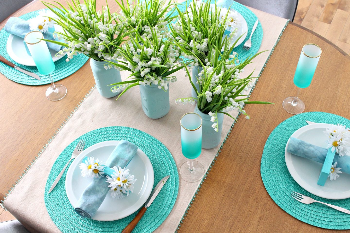 Easy Spring Tablescape + Dining Room Decor