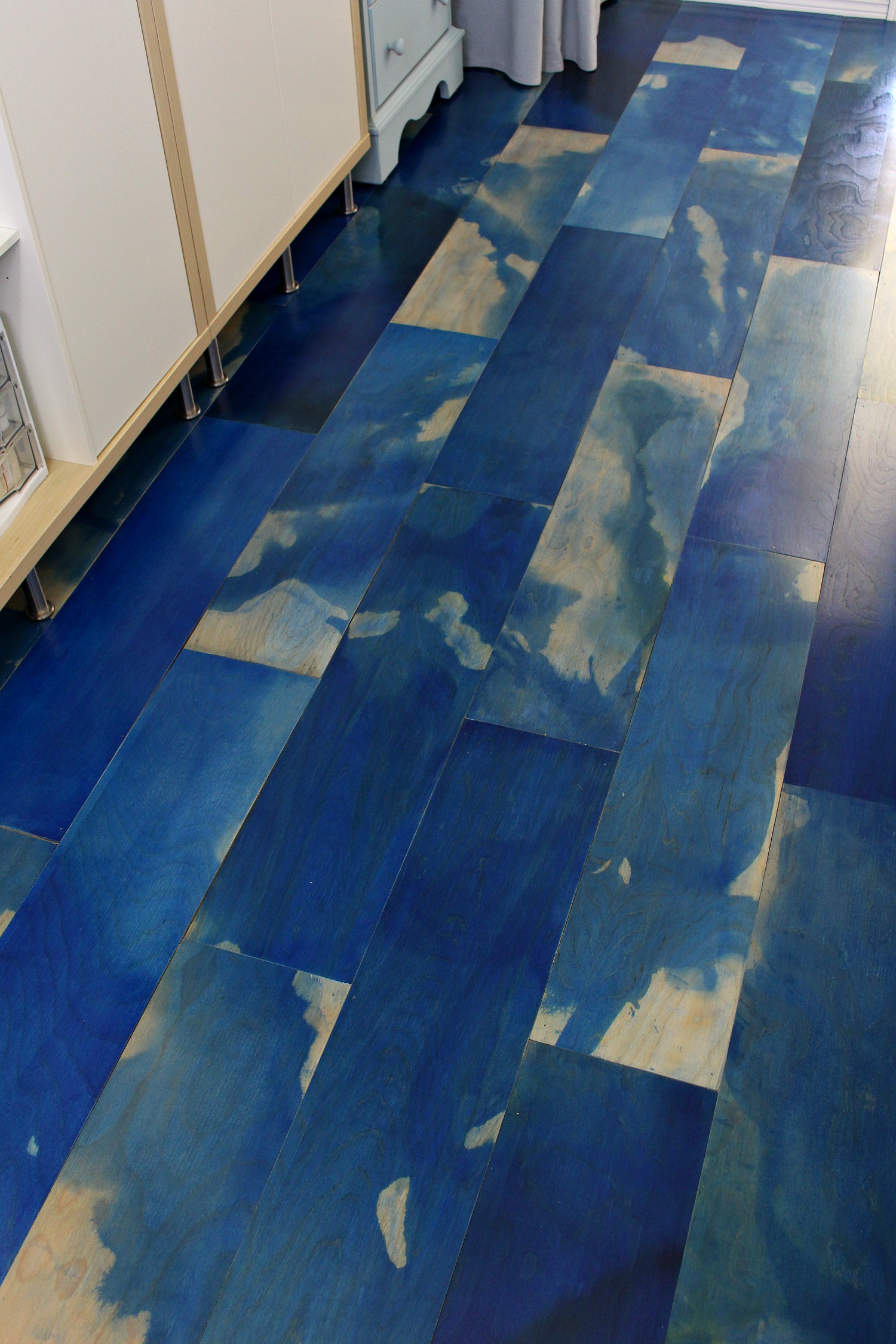 Marbled Wood Stain Effect