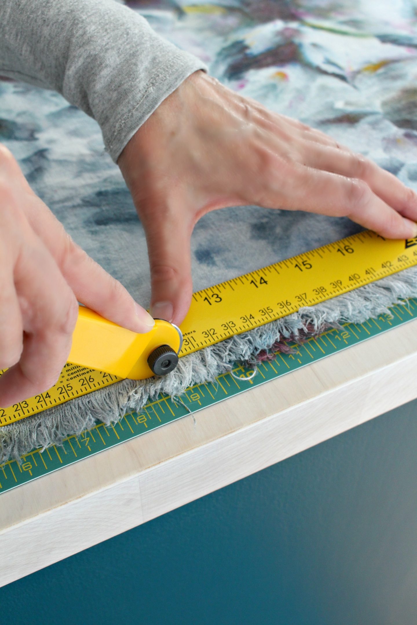 How to Cut Fabric in a Straight Line