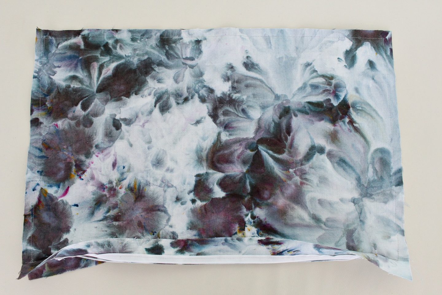 diy zippered pillow cover