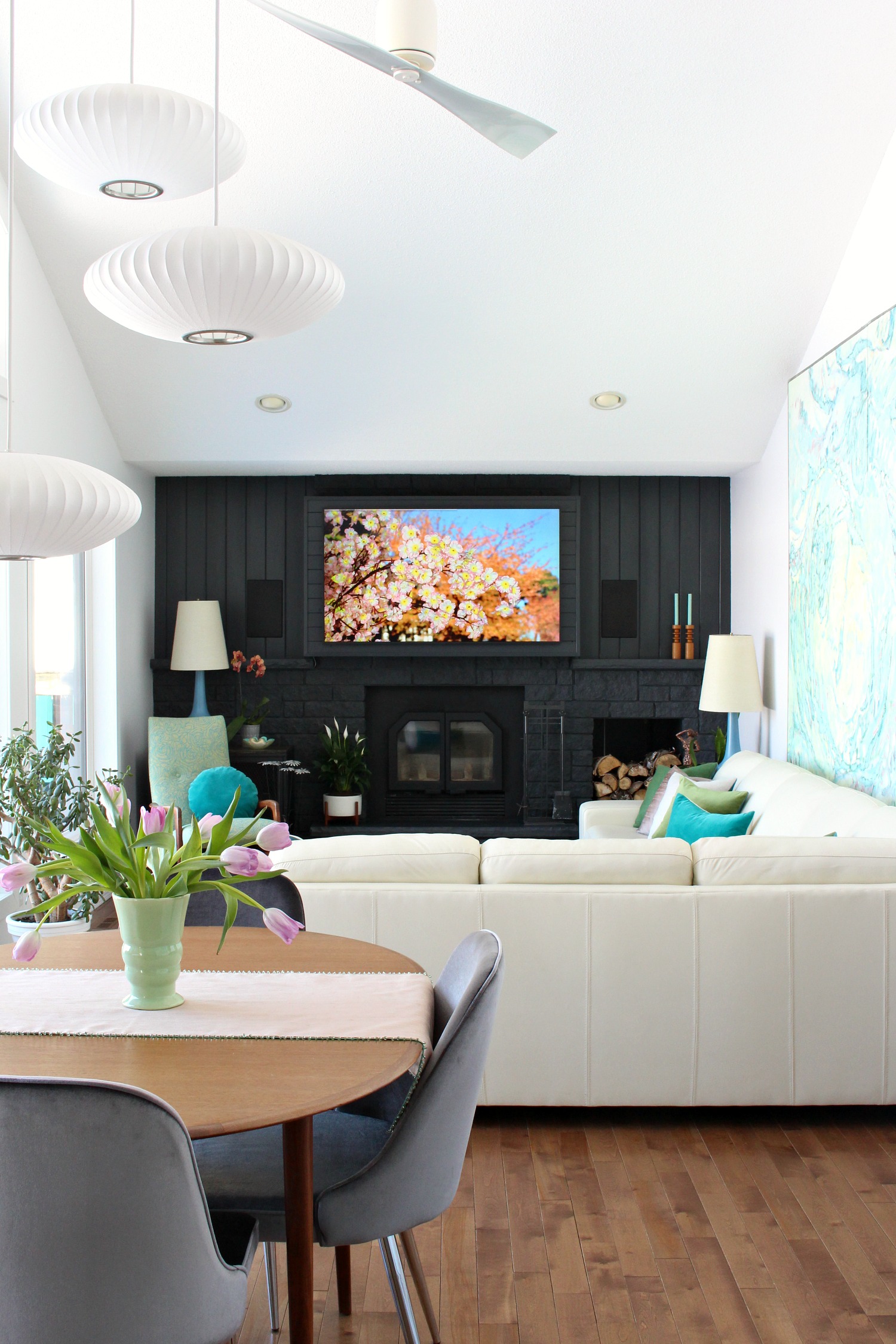 TV That Displays Art When it's Not Being Used