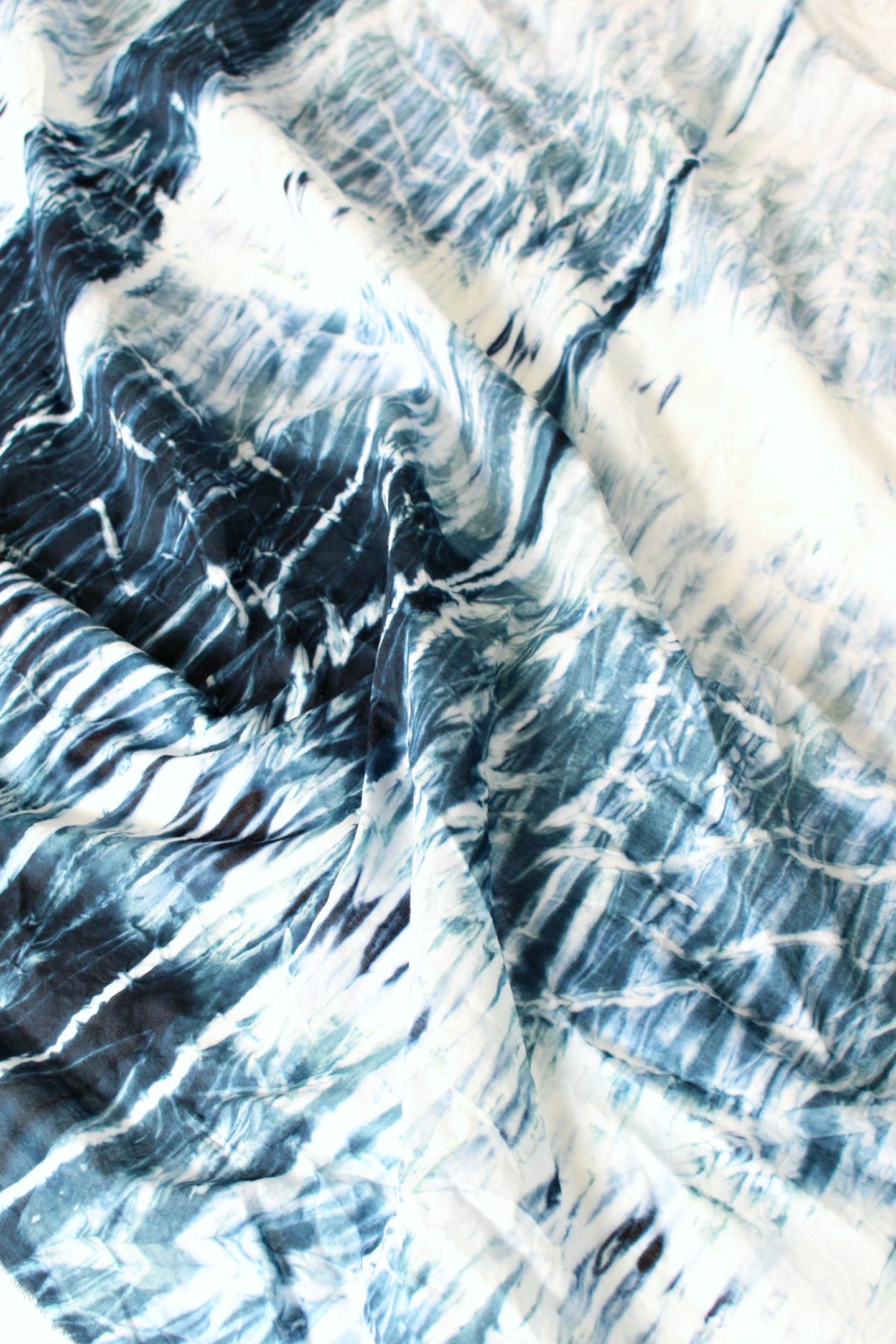 DIY Shibori Pole Dyeing Experiment | How to Dye Fabric with Pole Dyeing Method