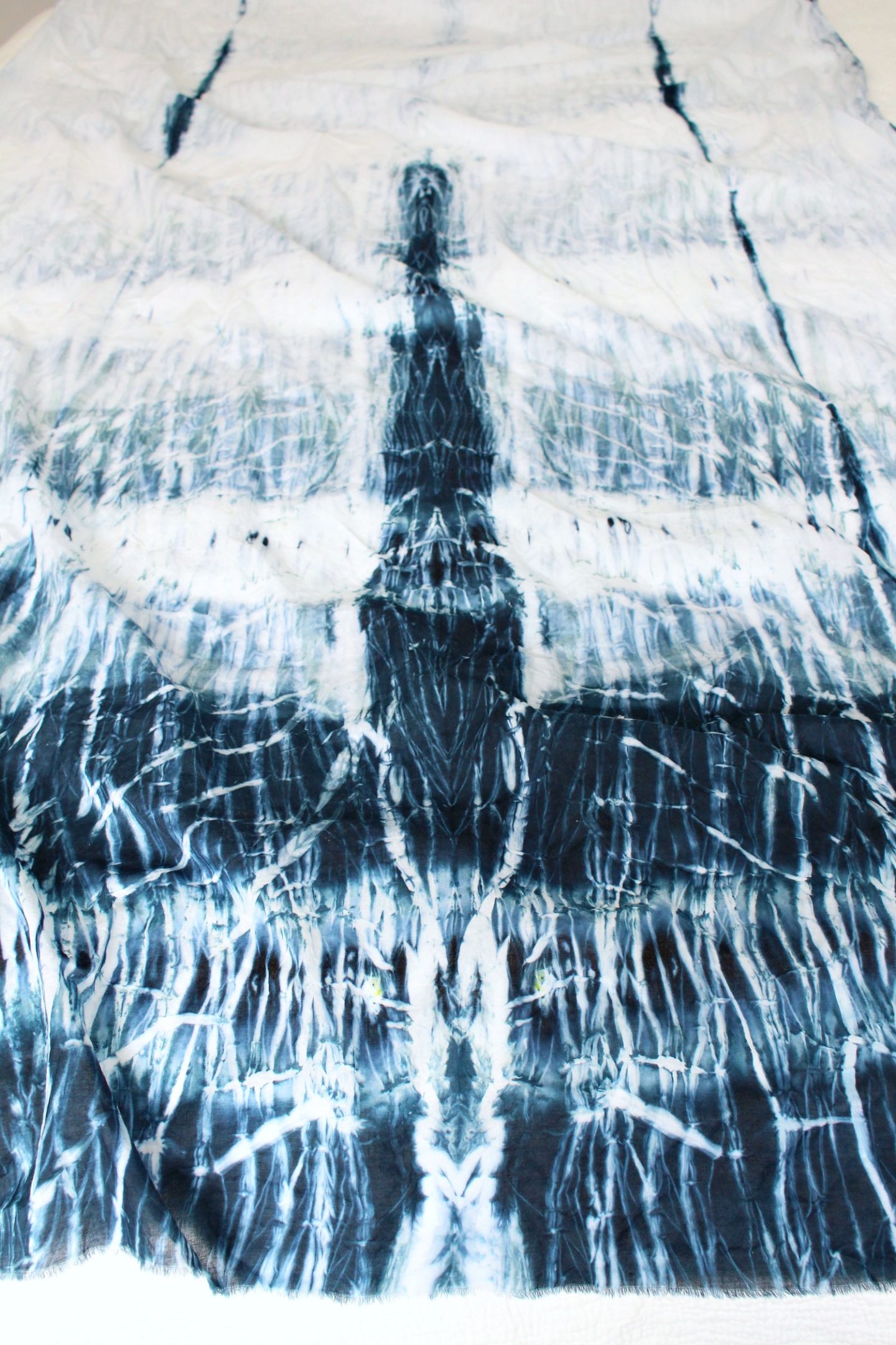 DIY Shibori Pole Dyeing Experiment | How to Dye Fabric with Pole Dyeing Method