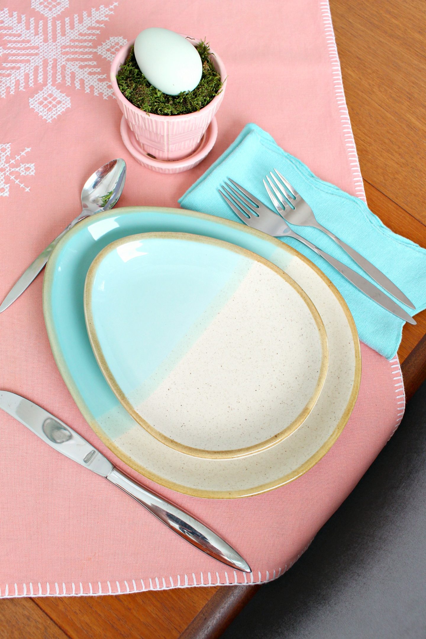 turquoise egg plates