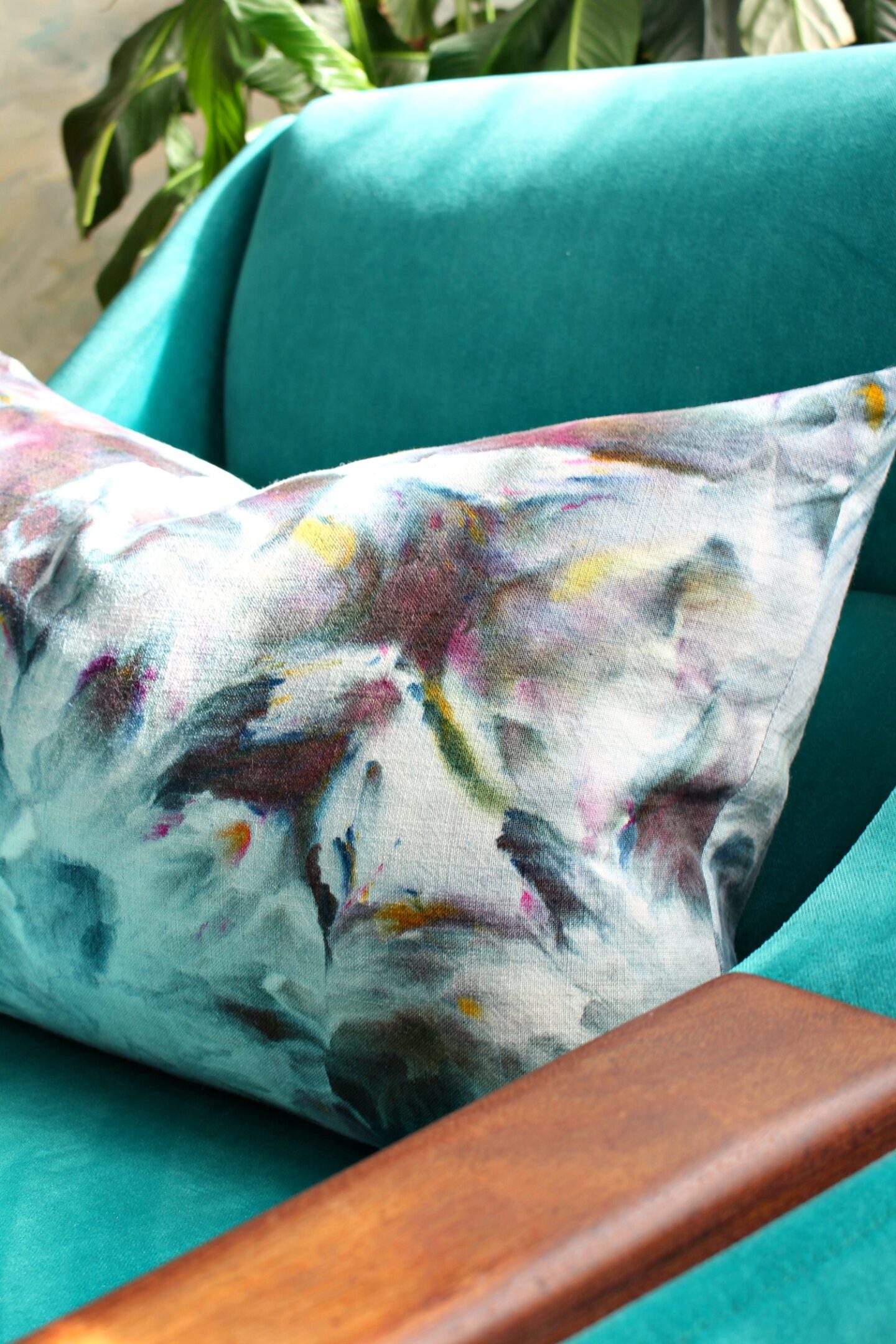 DIY ICe Dyed Pillow