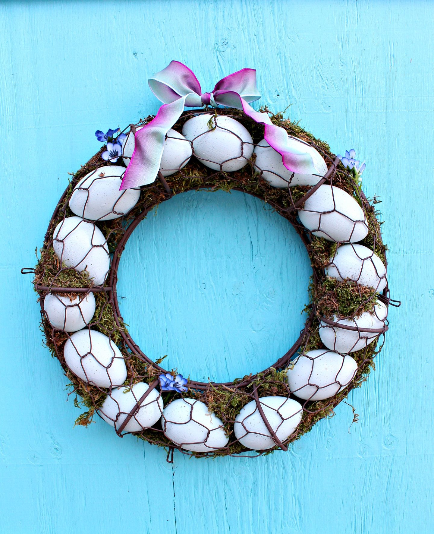 Easy DIY Egg Wreath