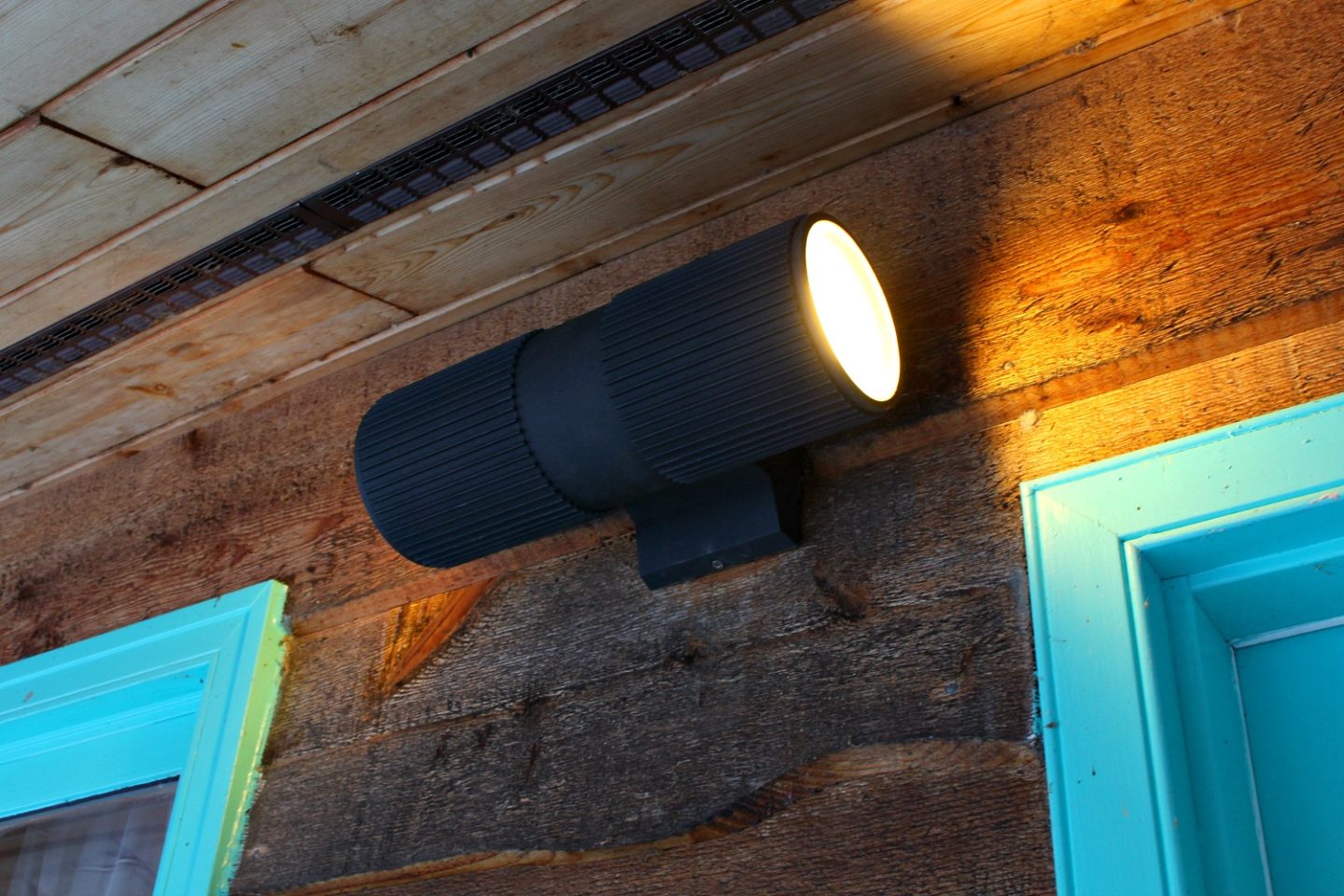 How to Replace a Light Fixture