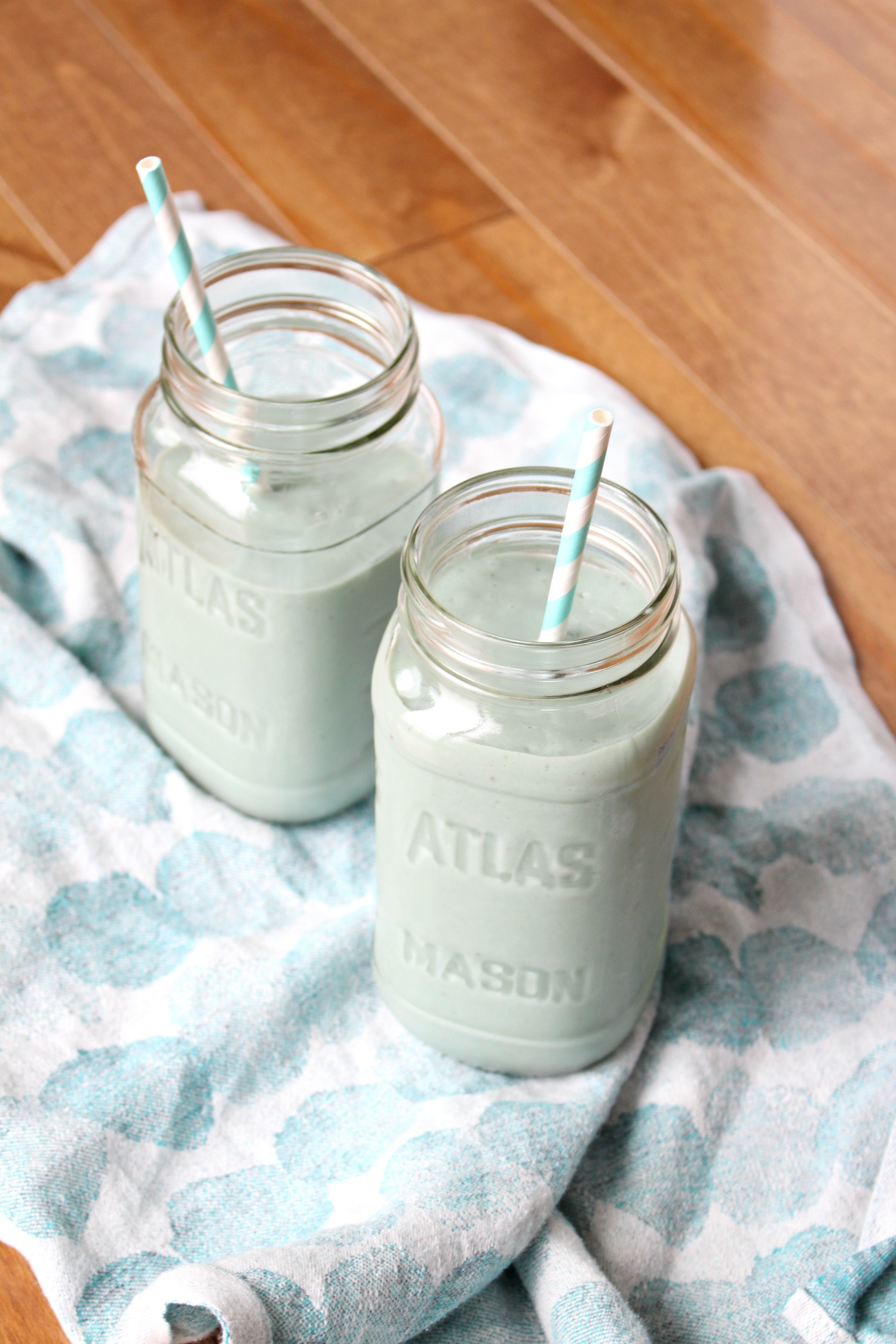 Banana & Avocado Smoothie Recipe
