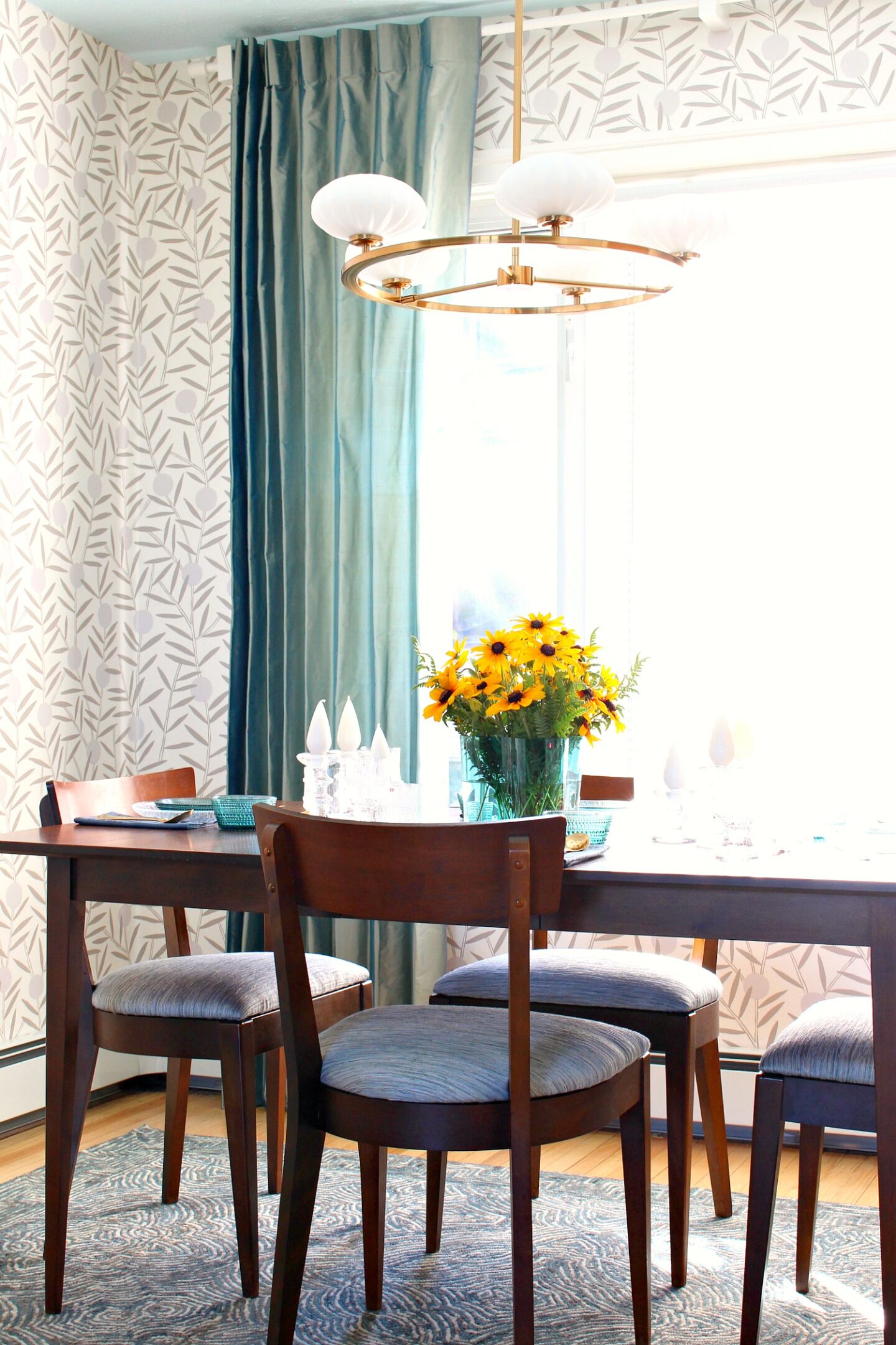 Mom's Mid-Century Modern Inspired Dining Room Makeover Reveal | Dans Le ...