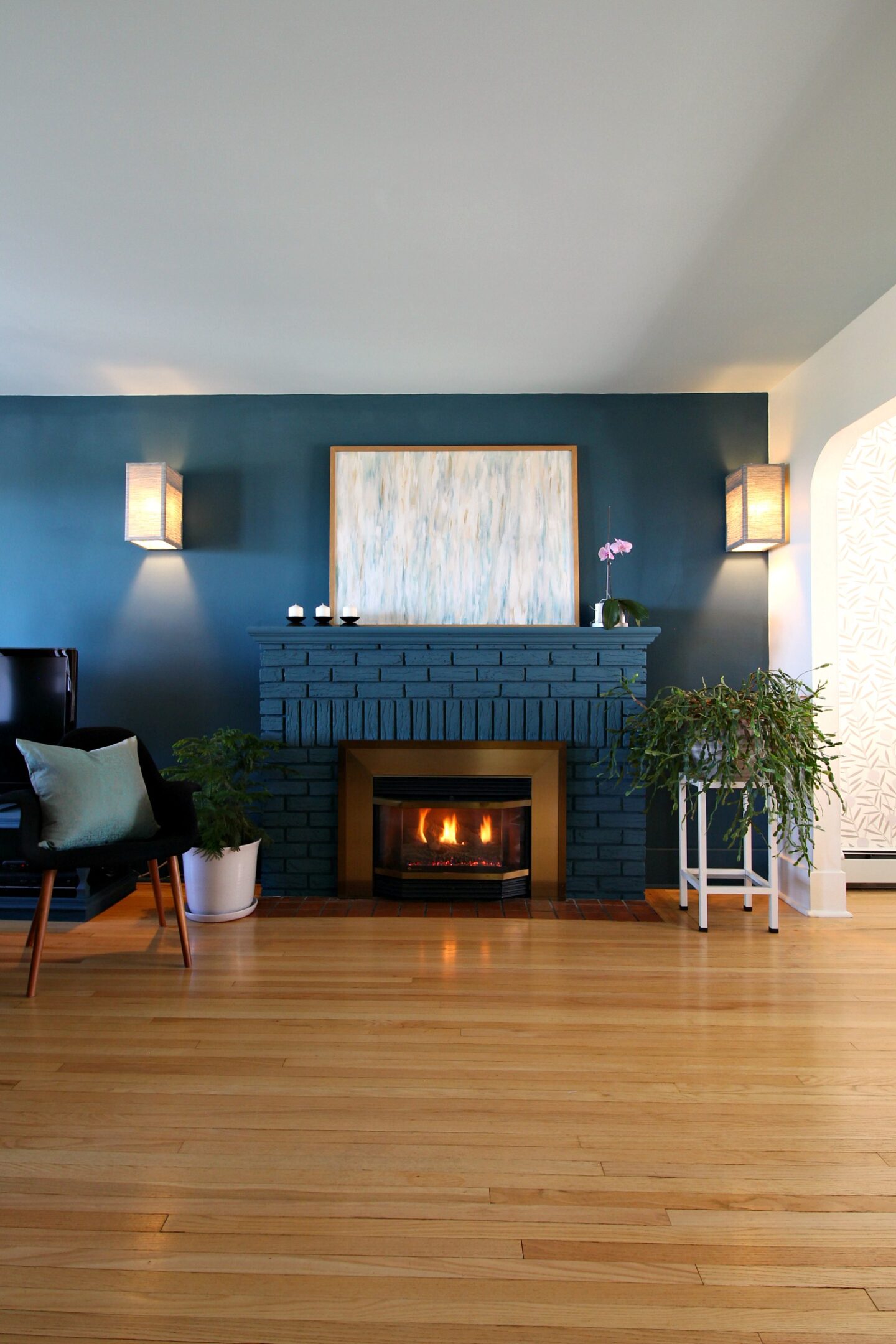 Blue Fireplace Makeover With Chalk Paint Dans Le Lakehouse   Chalk Paint Fireplace 7 1440x2160 