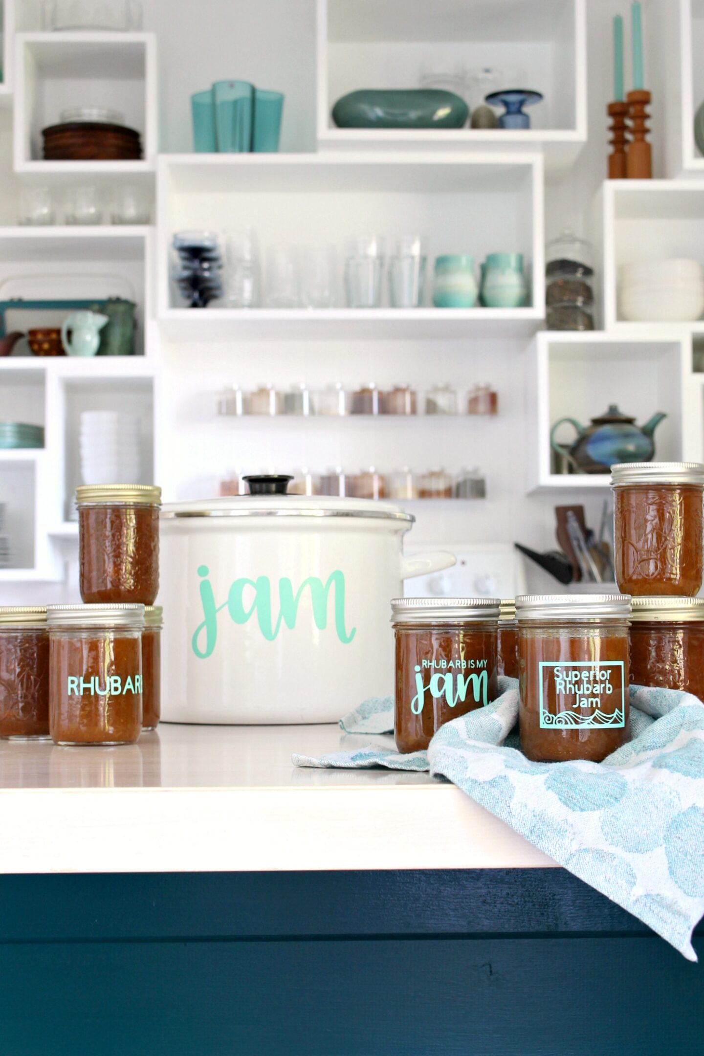 Easy DIY Jam Jar Labels