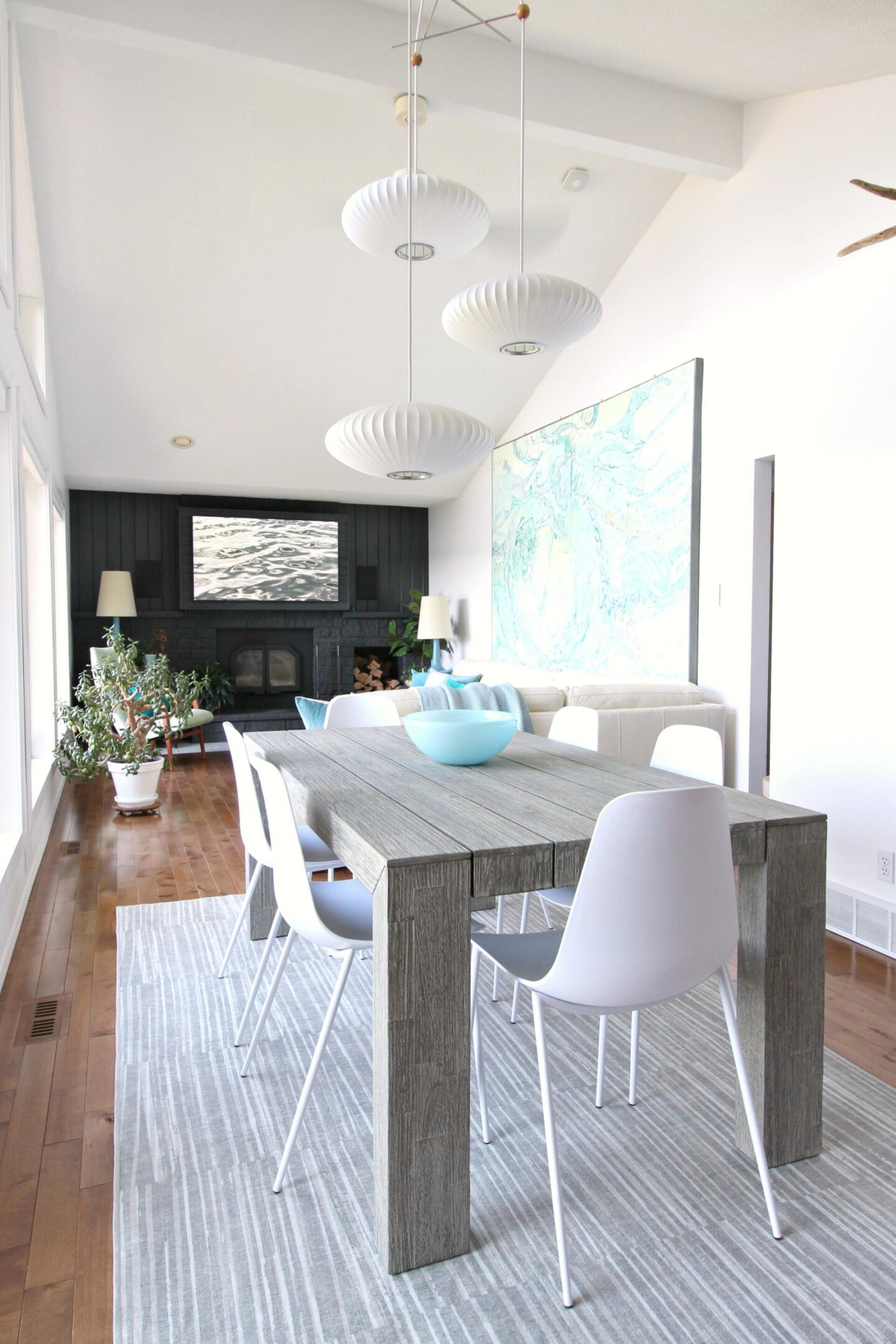 A washable Dining Room Rug