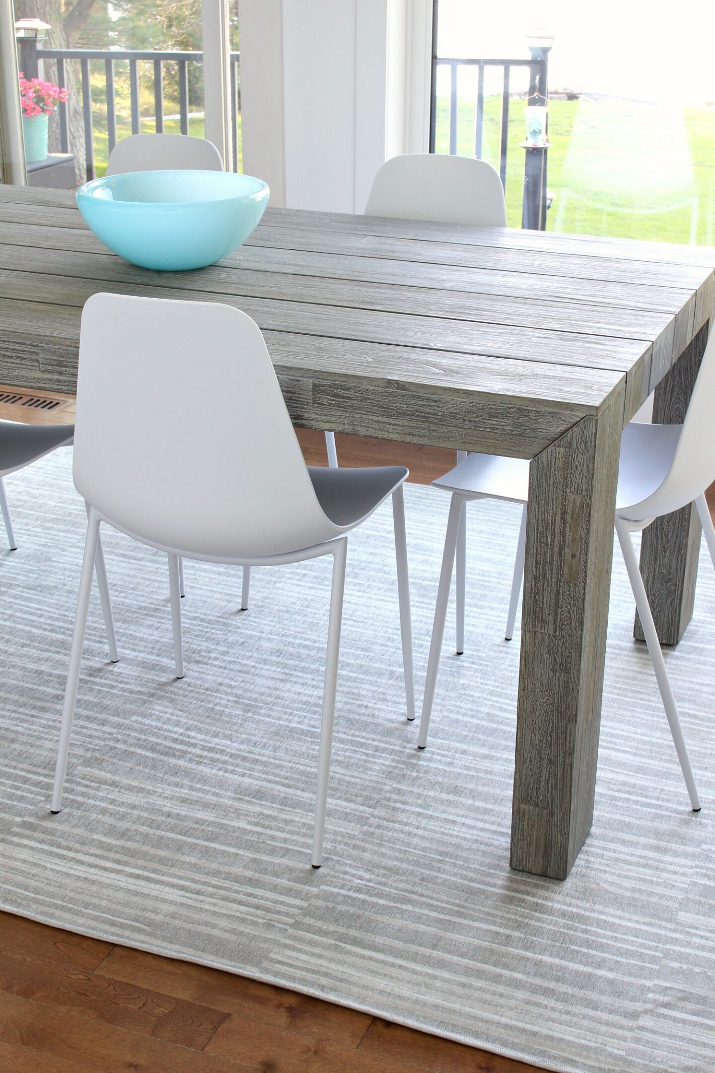 Large Washable Dining Room Rug