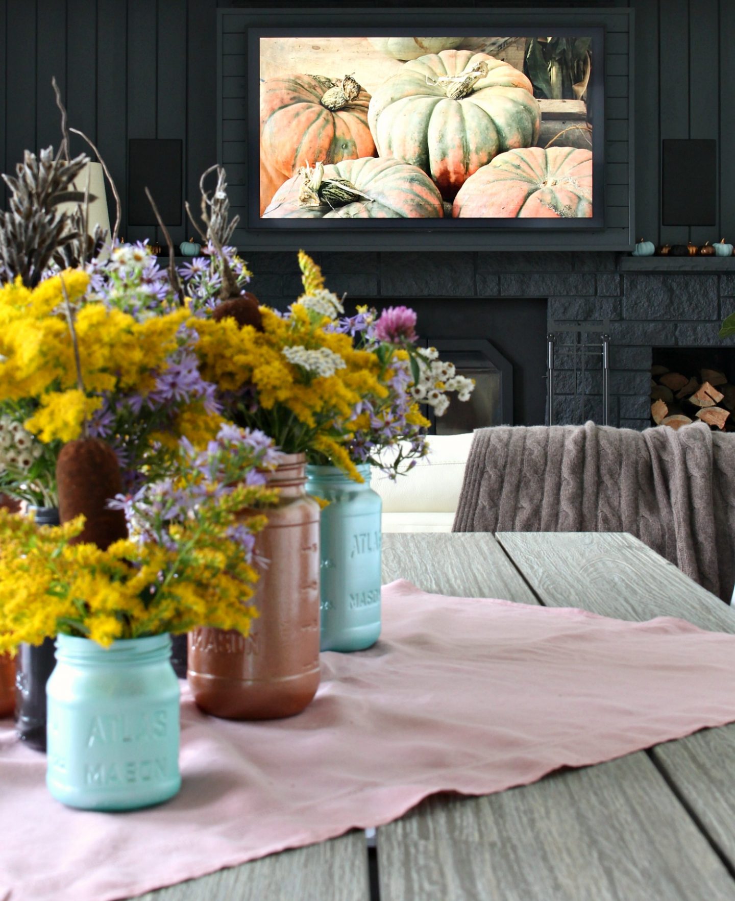Minimalist Fall Home Tour + Fall Decorating Blog Hop