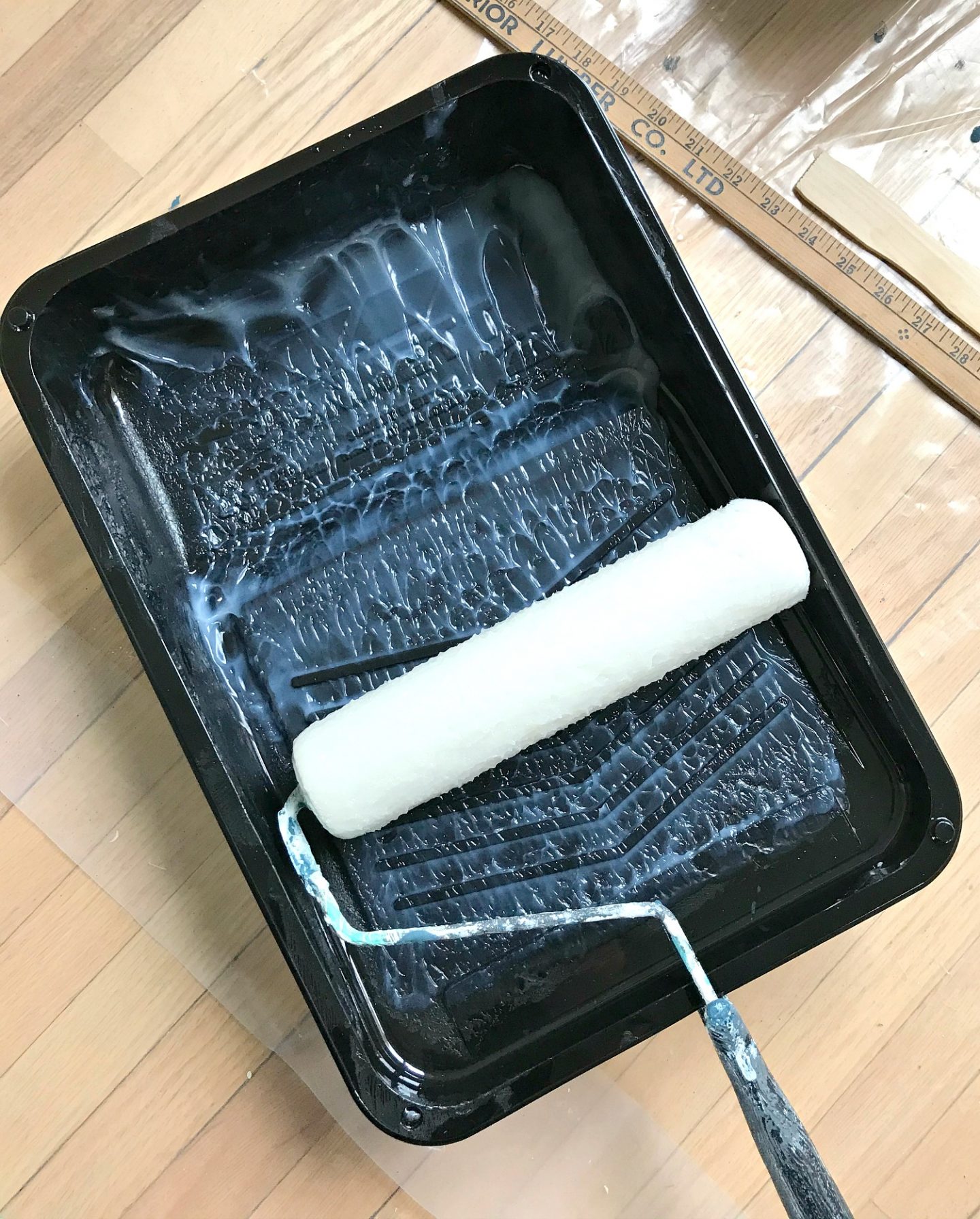 How to Apply Wallpaper Paste