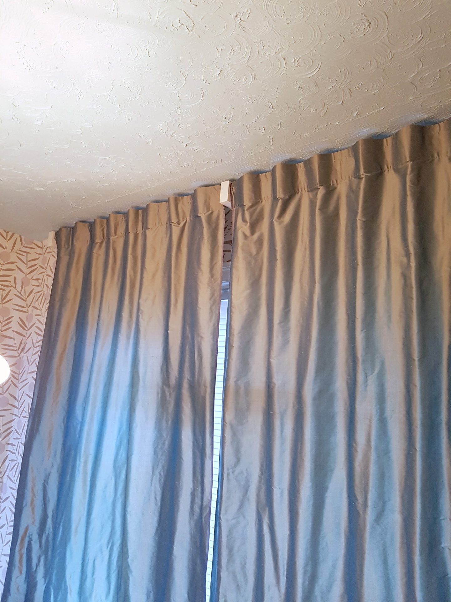 How Far Apart Should Tabs Be on Back Tab Curtains?