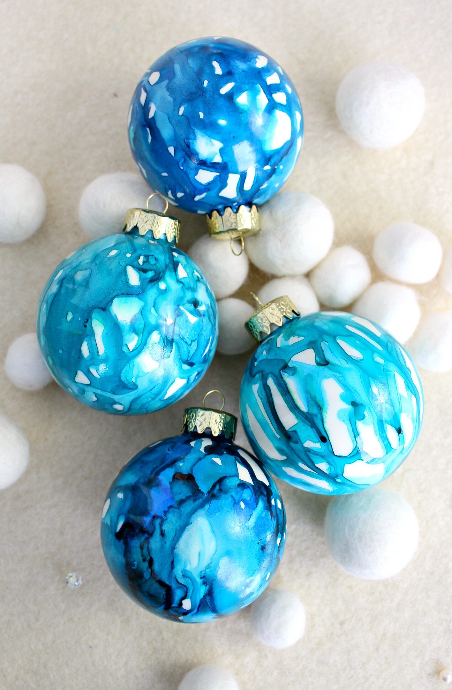 DIY Alcohol Ink Christmas Ornaments