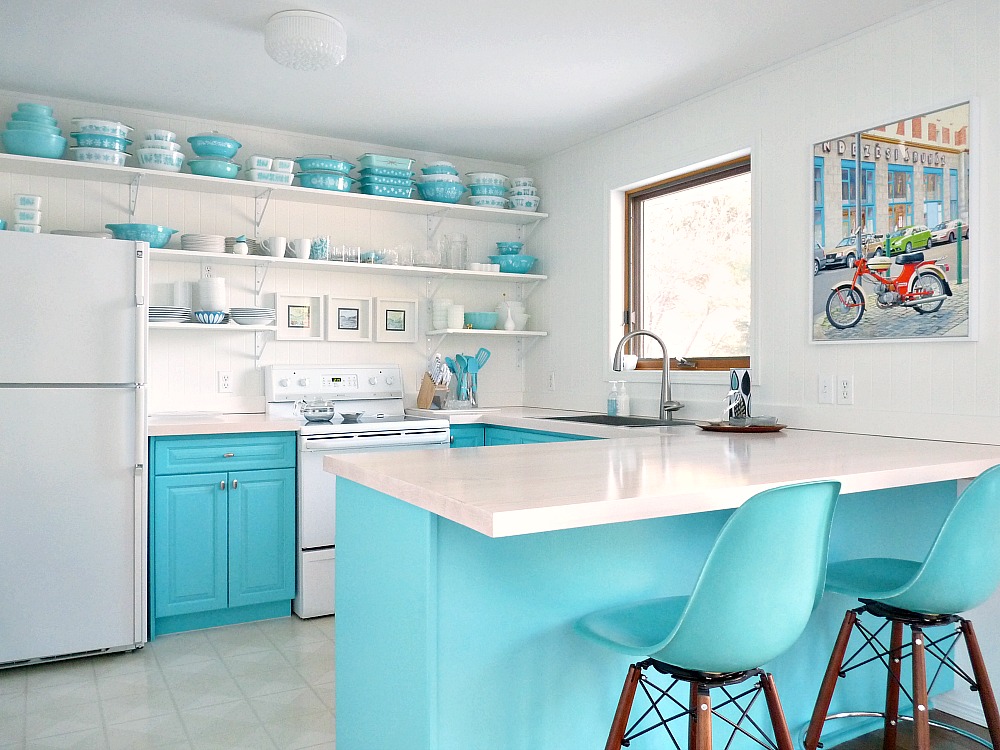 Turquoise and White Kitchen Makeover