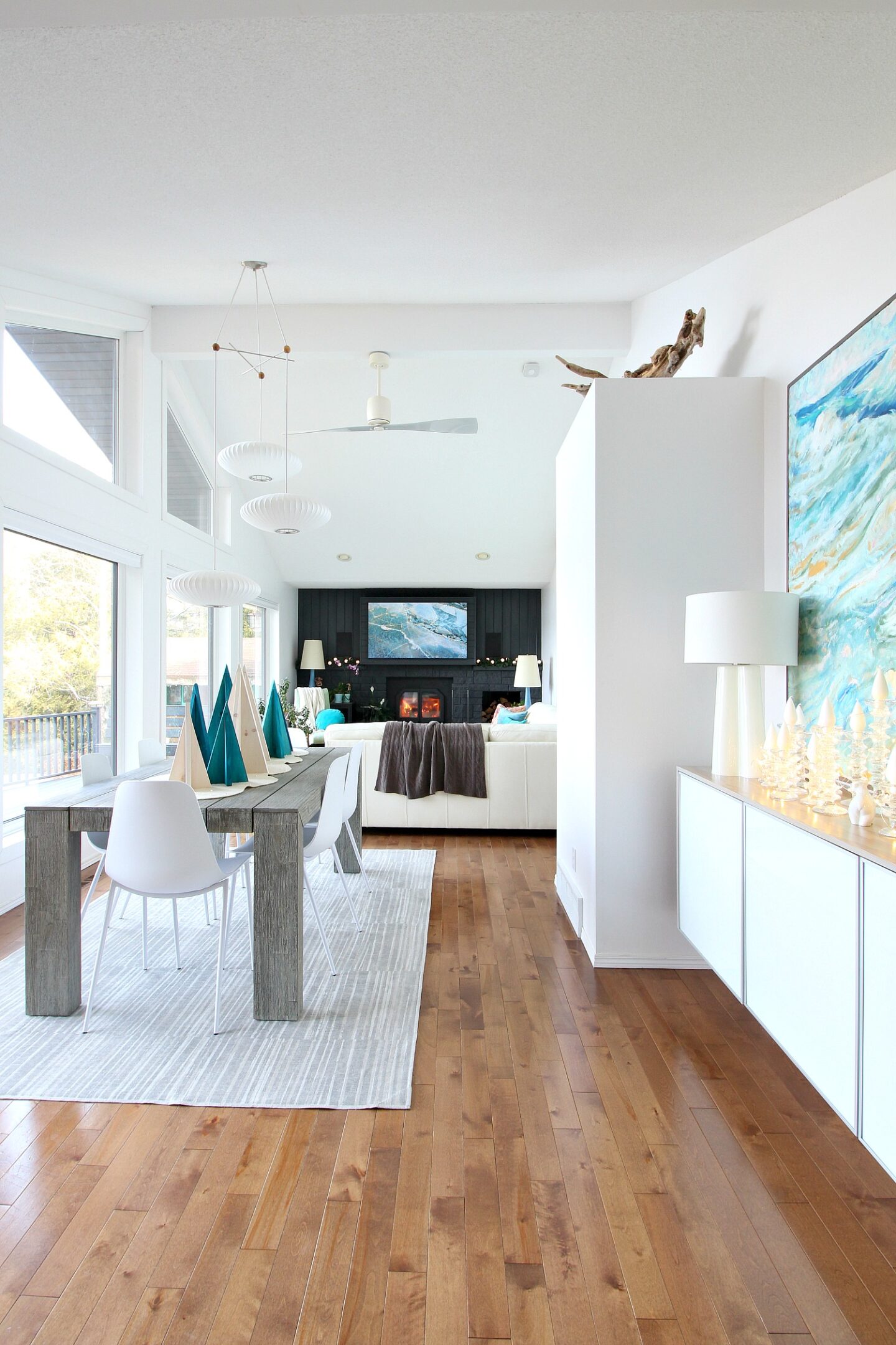 Minimalist Christmas Home Tour