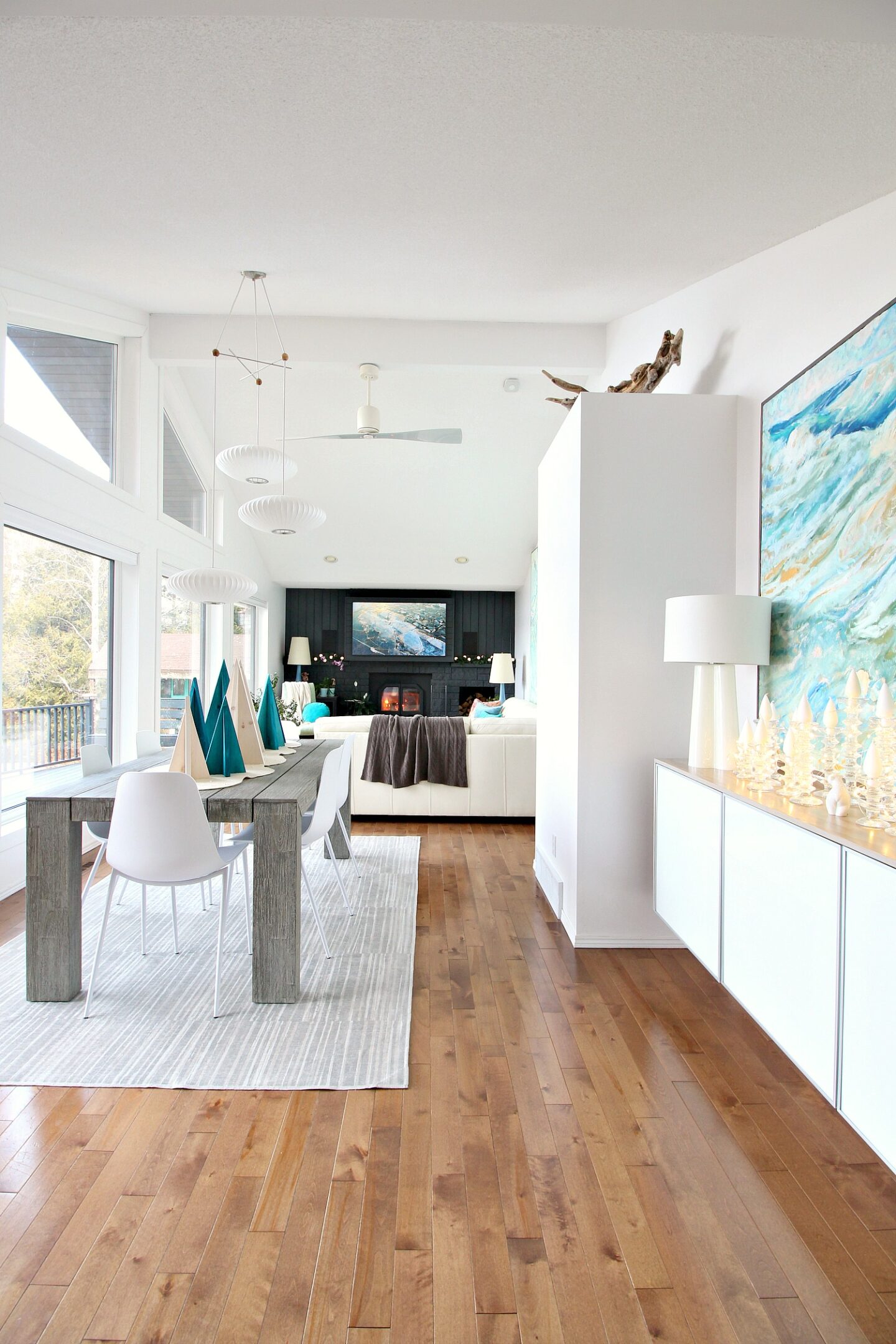 Minimalist Christmas Decor Home Tour