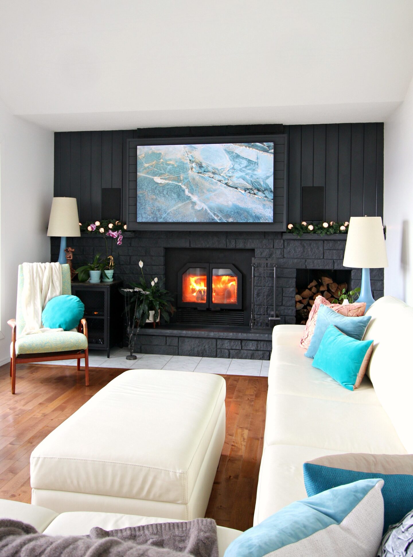 Wintry Living Room Decor