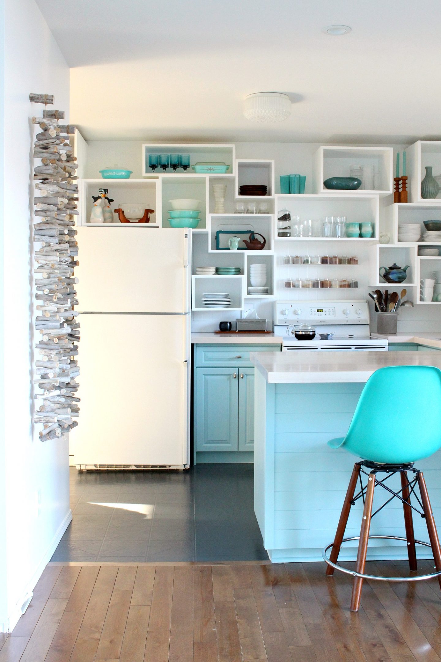 DIY Budget Friendly Coastal Kitchen 