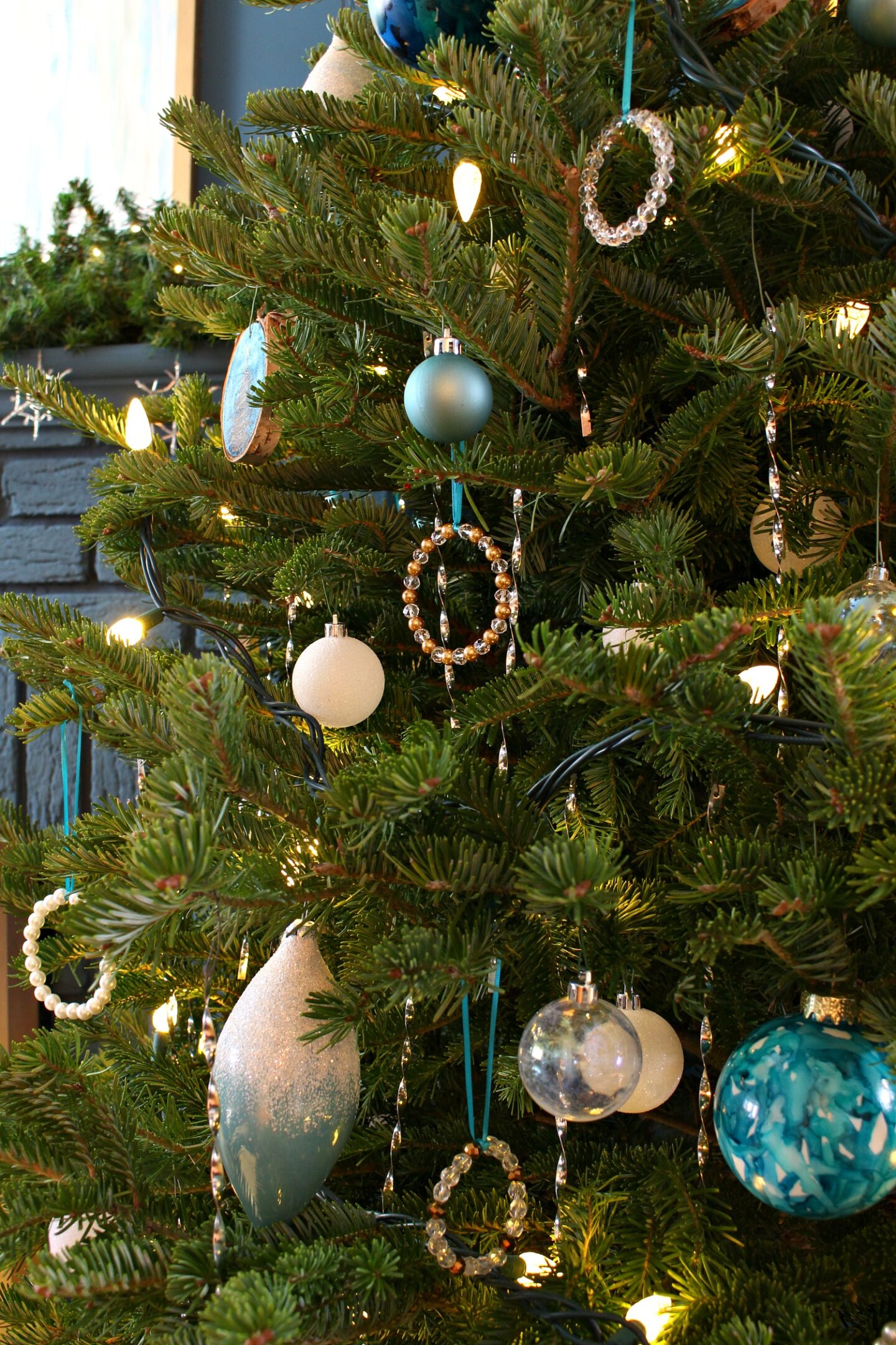 Upcycle Old Necklaces into Christmas Ornaments