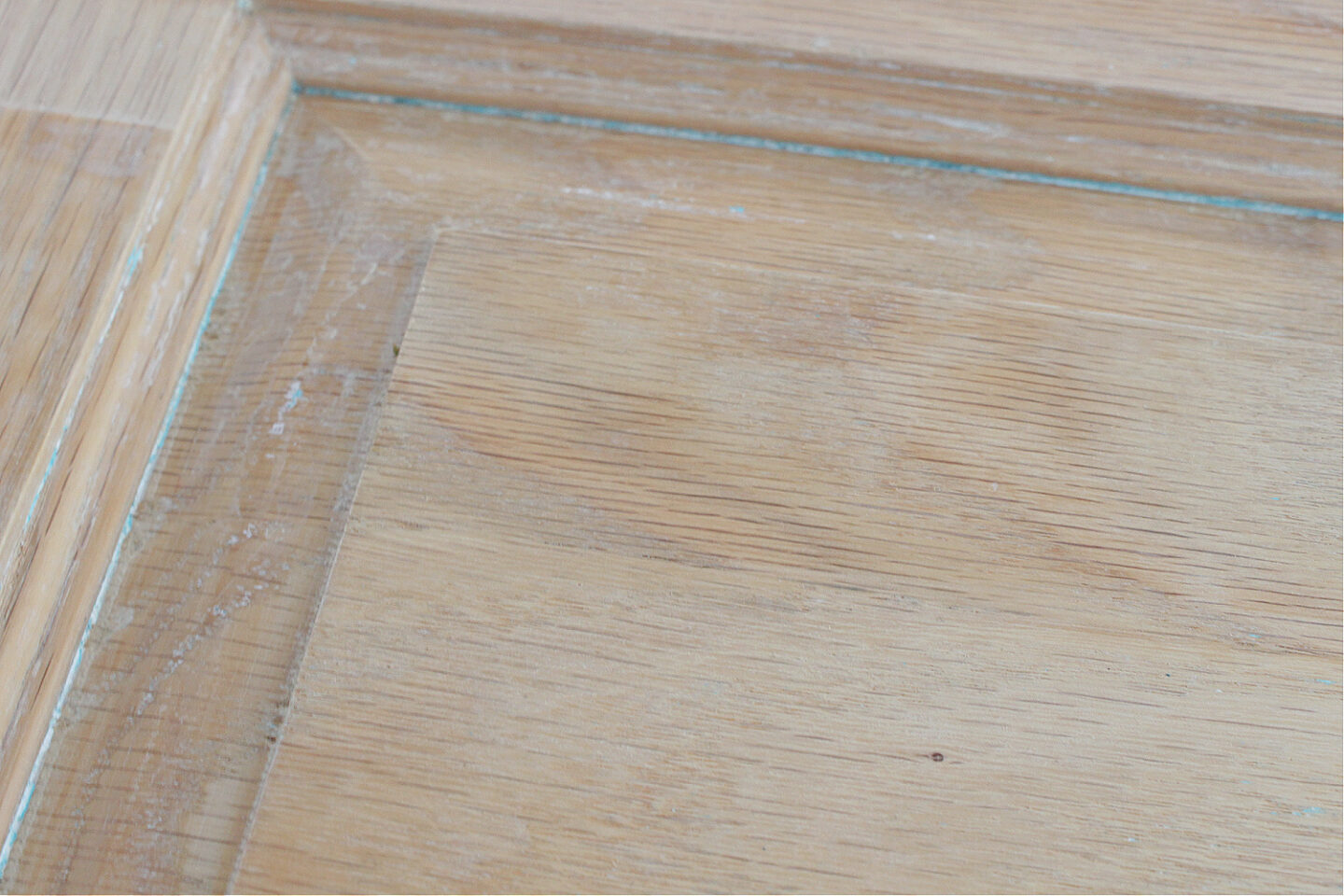 How to Easily Strip Wood Cabinets | BEST Paint and Varnish Remover
