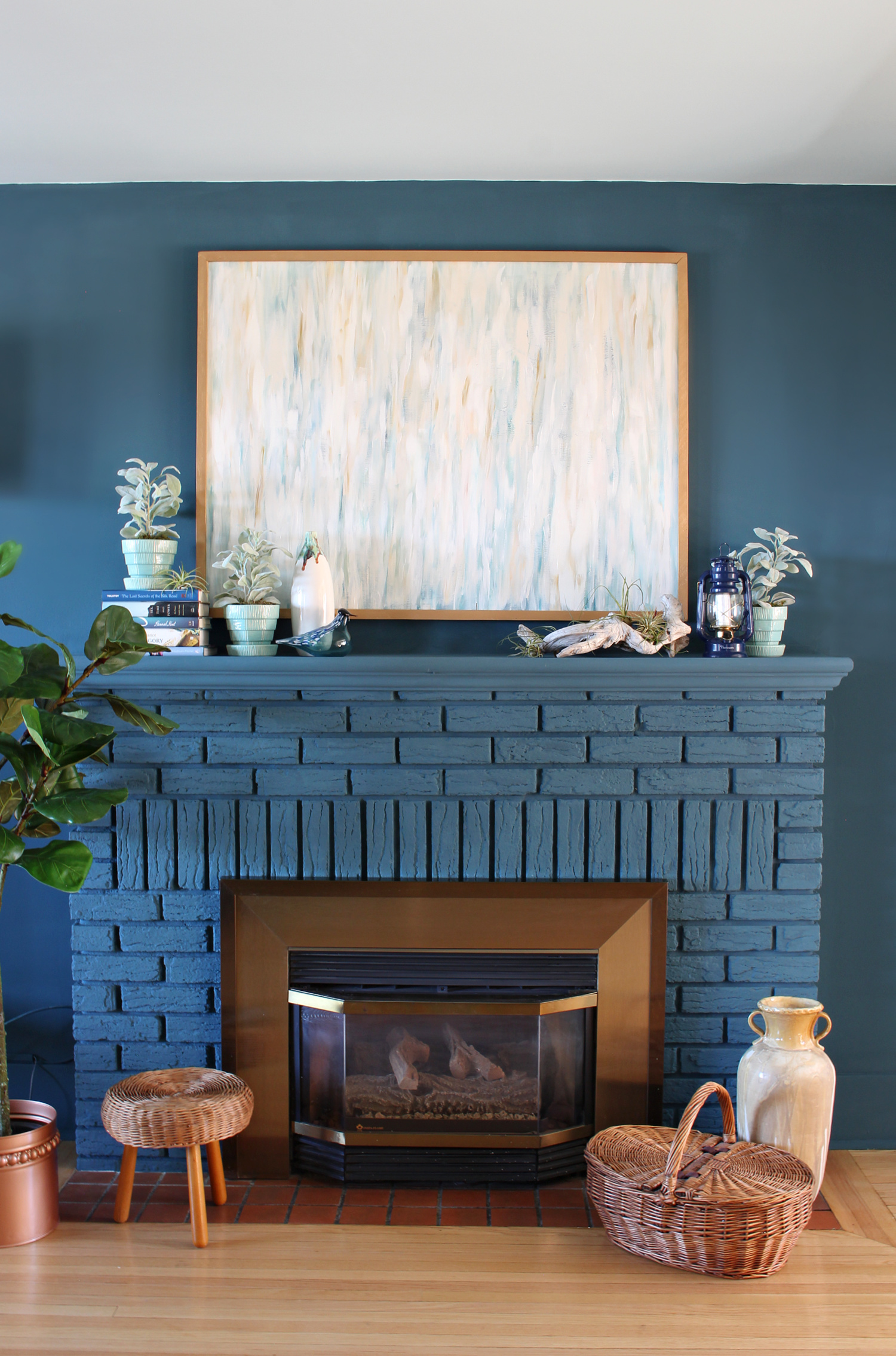 Coastal Summer Mantel Decor