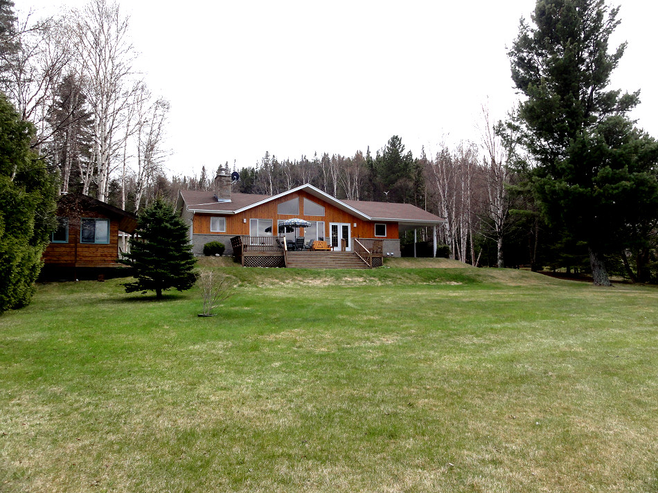 Lake House Exterior Before