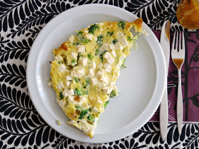 Easy Broccoli & Feta Frittata Recipe