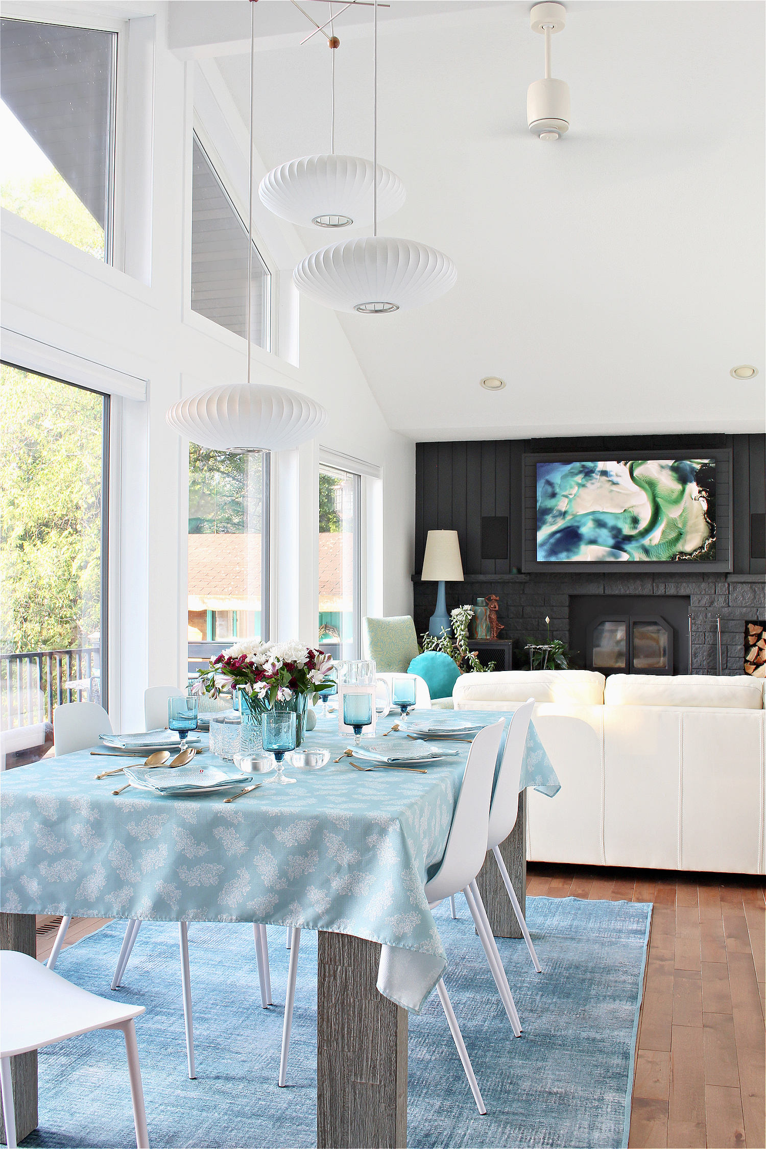 Summer Tablescape with Loom & Table