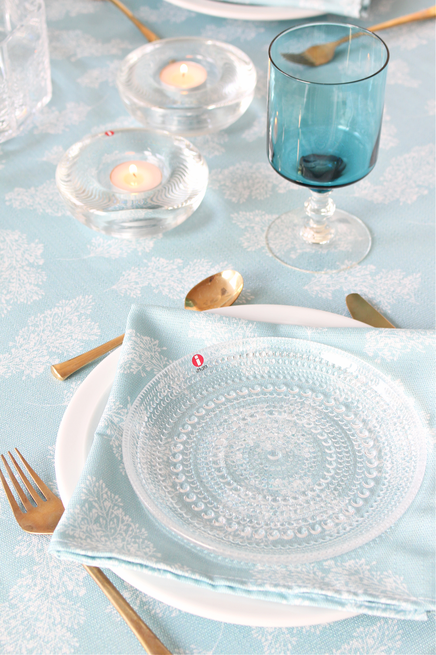Summery Table Setting