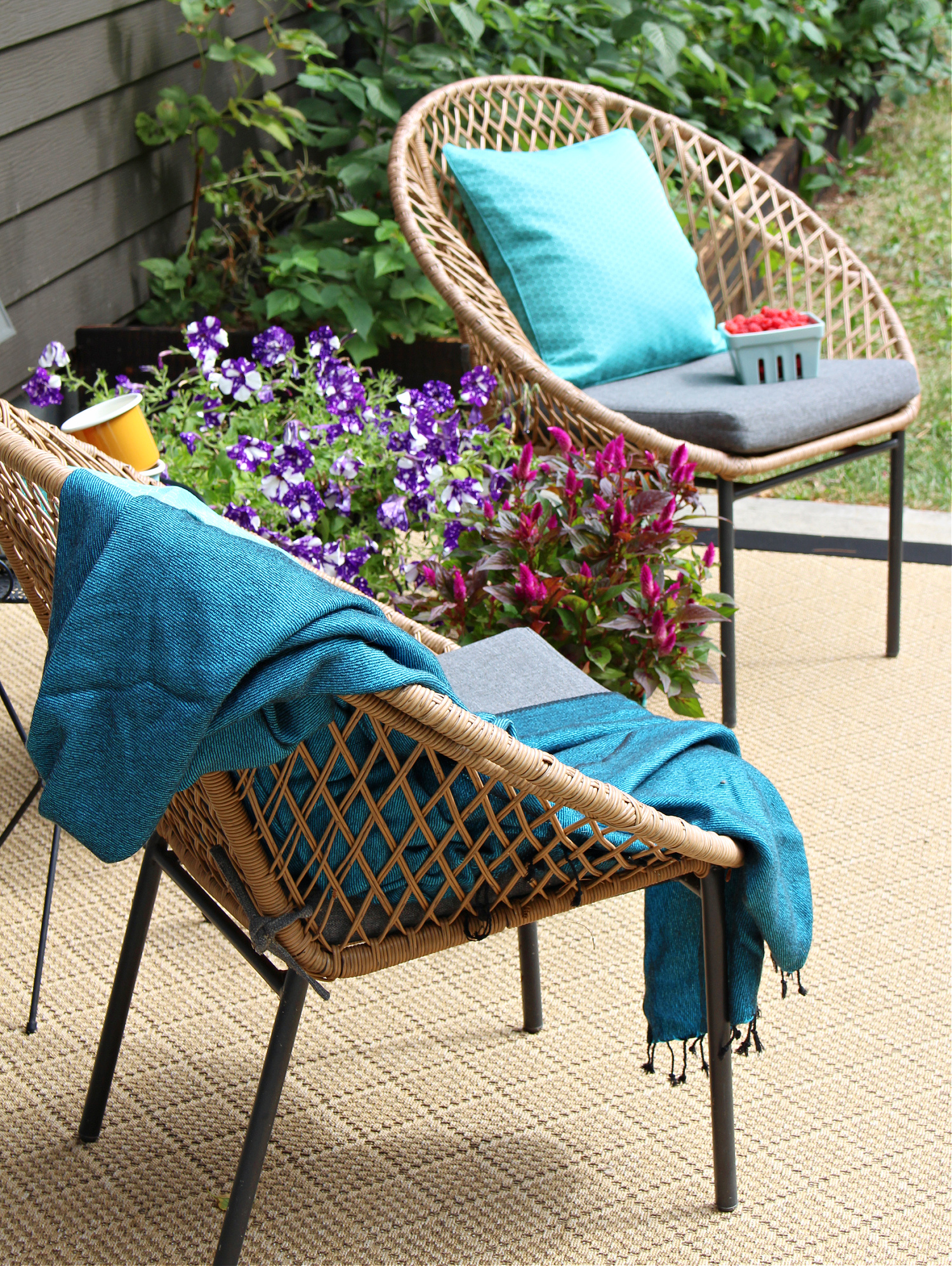 Woven Outdoor Chairs
