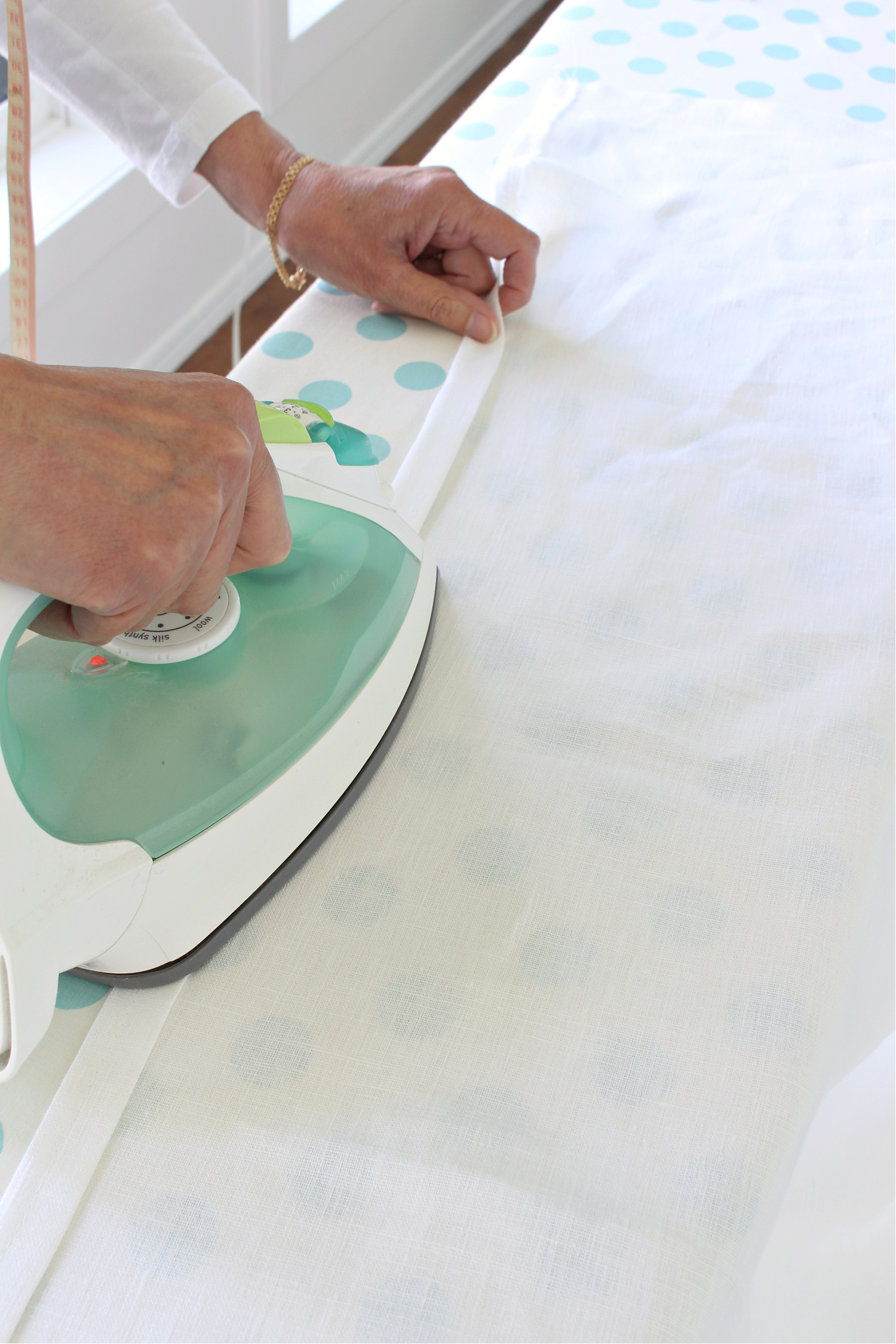 Sewing Curtain Edges