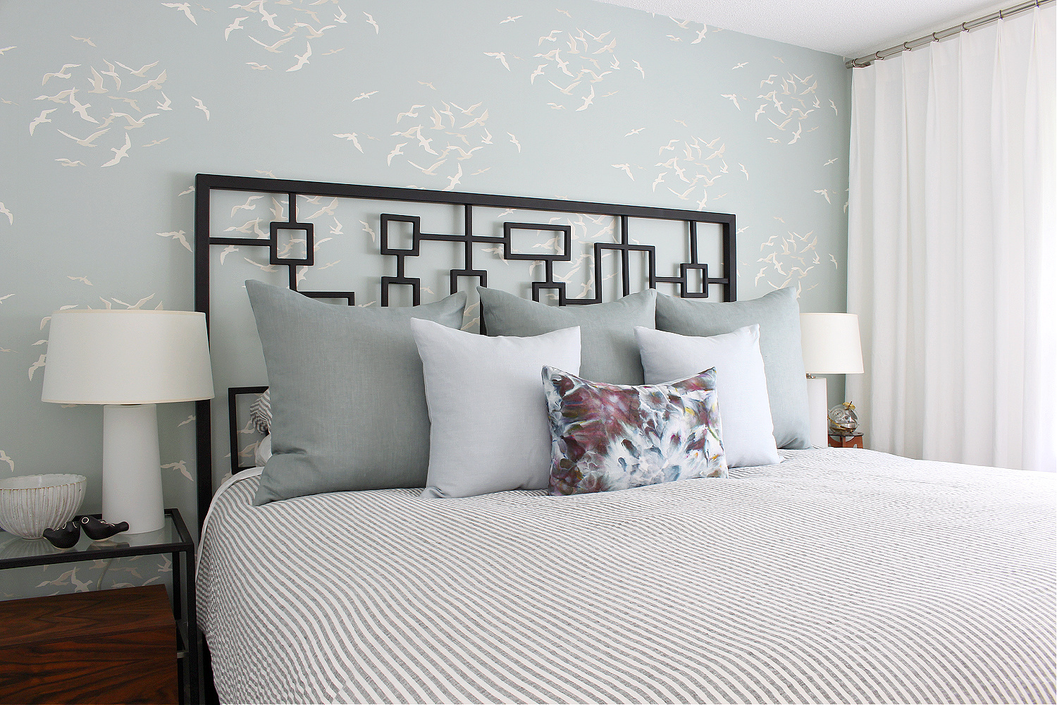 Beachy Bedroom Design
