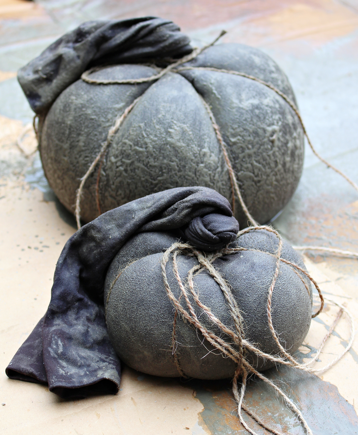 Make Concrete Pumpkins with Pantyhose!