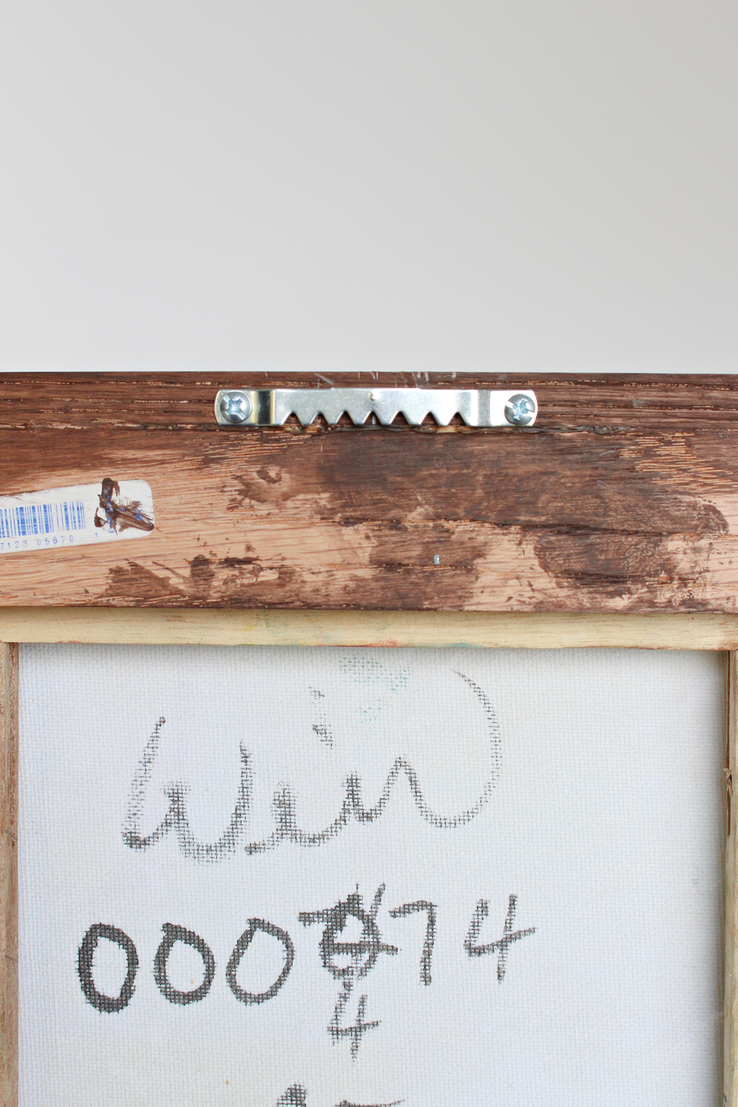 How to Hang Canvas Art