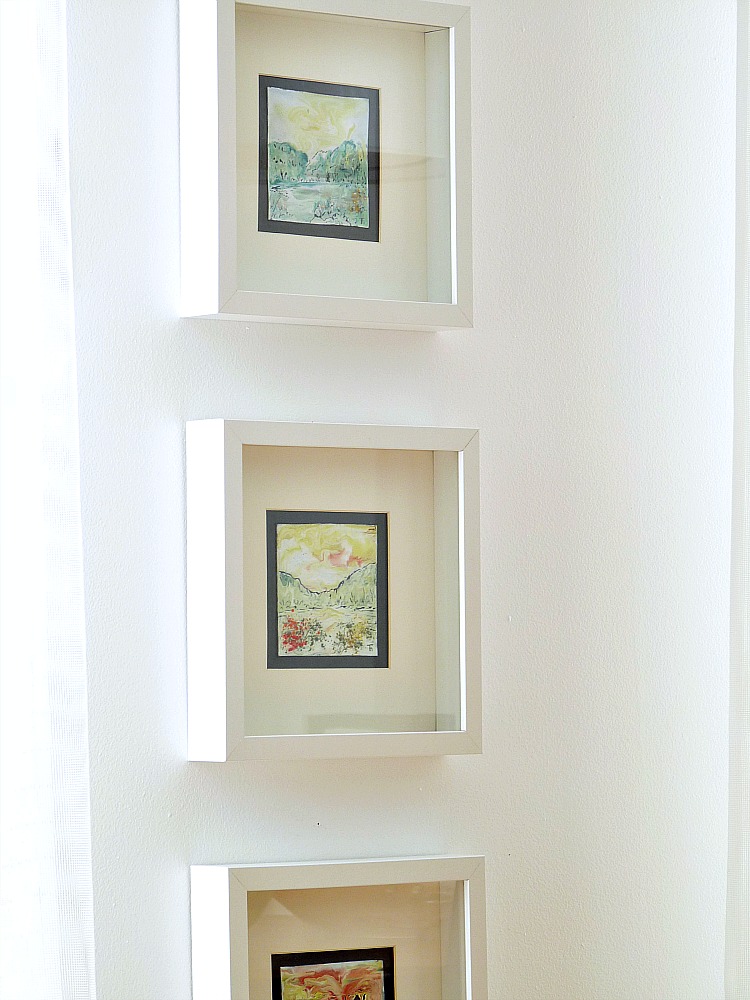 Hungarian souvenir idea: enamel artwork
