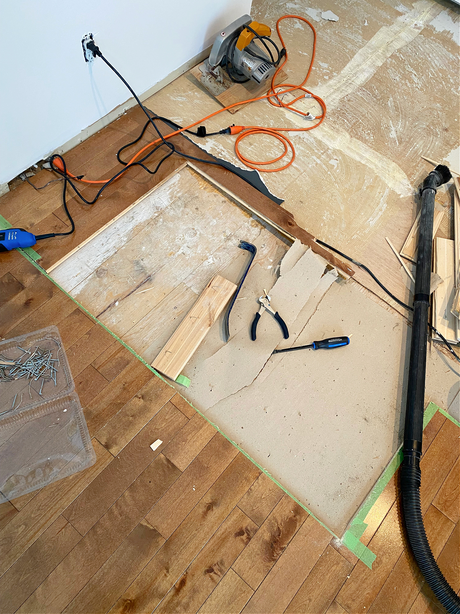 How To Install Plywood Underlayment For Vinyl Flooring | Dans Le Lakehouse