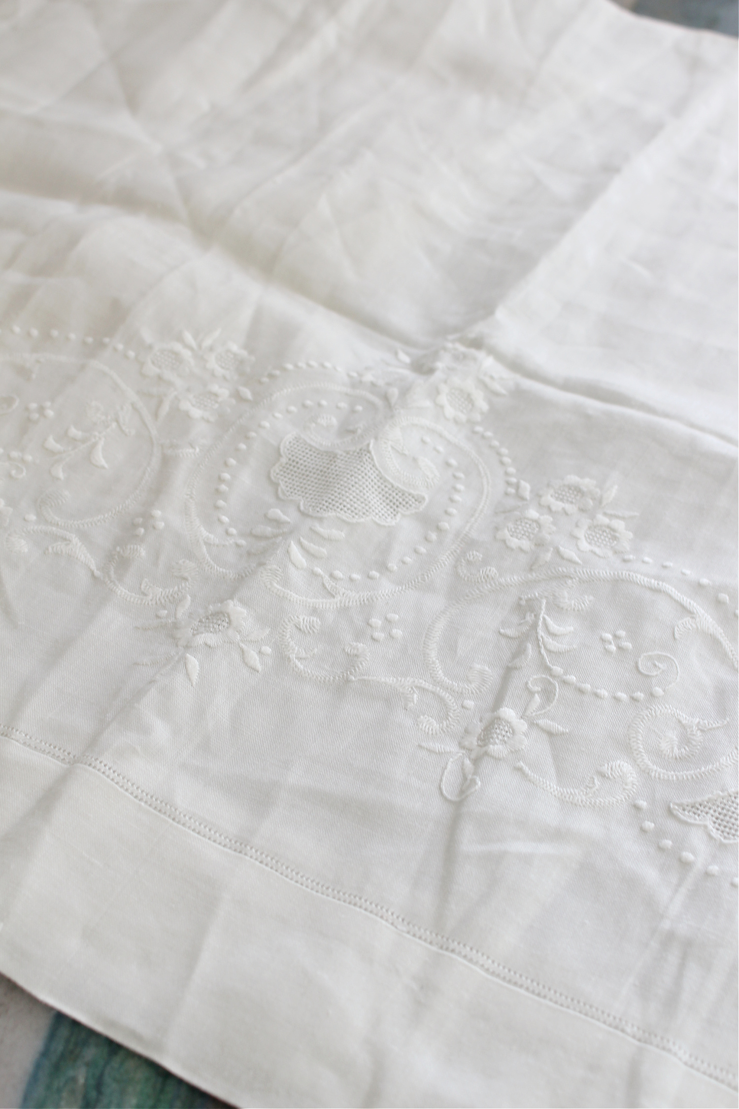Vintage Linen Tea Towel