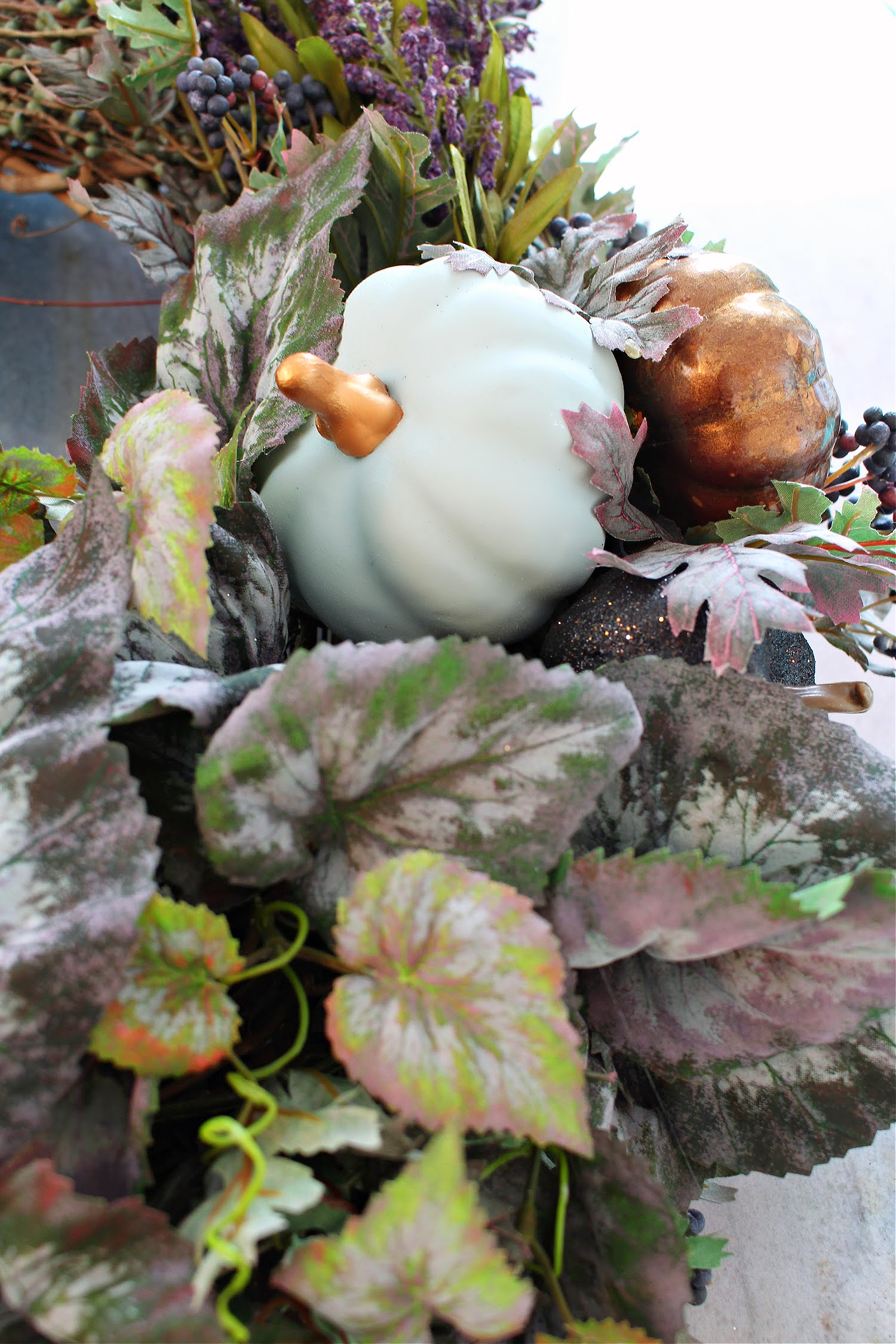 Leafy Fall Wreath with Pumpkins