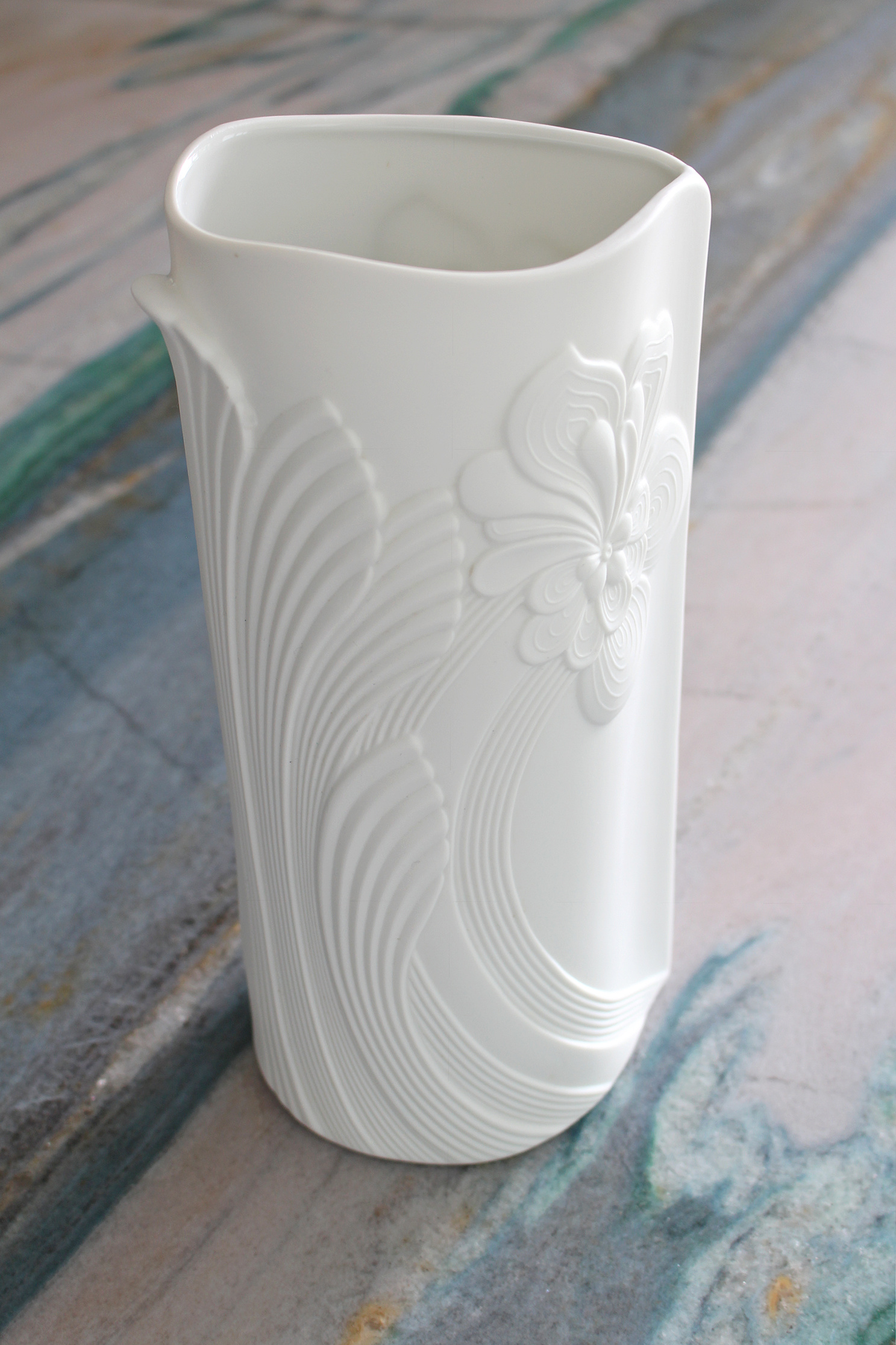 1970s Kaiser Vase White Floral Design