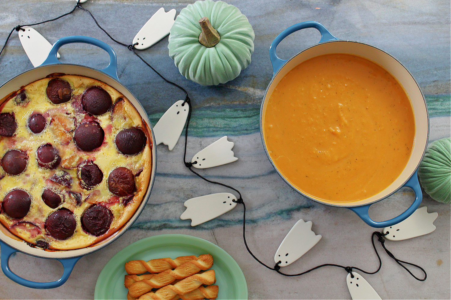 Modern Halloween Decor