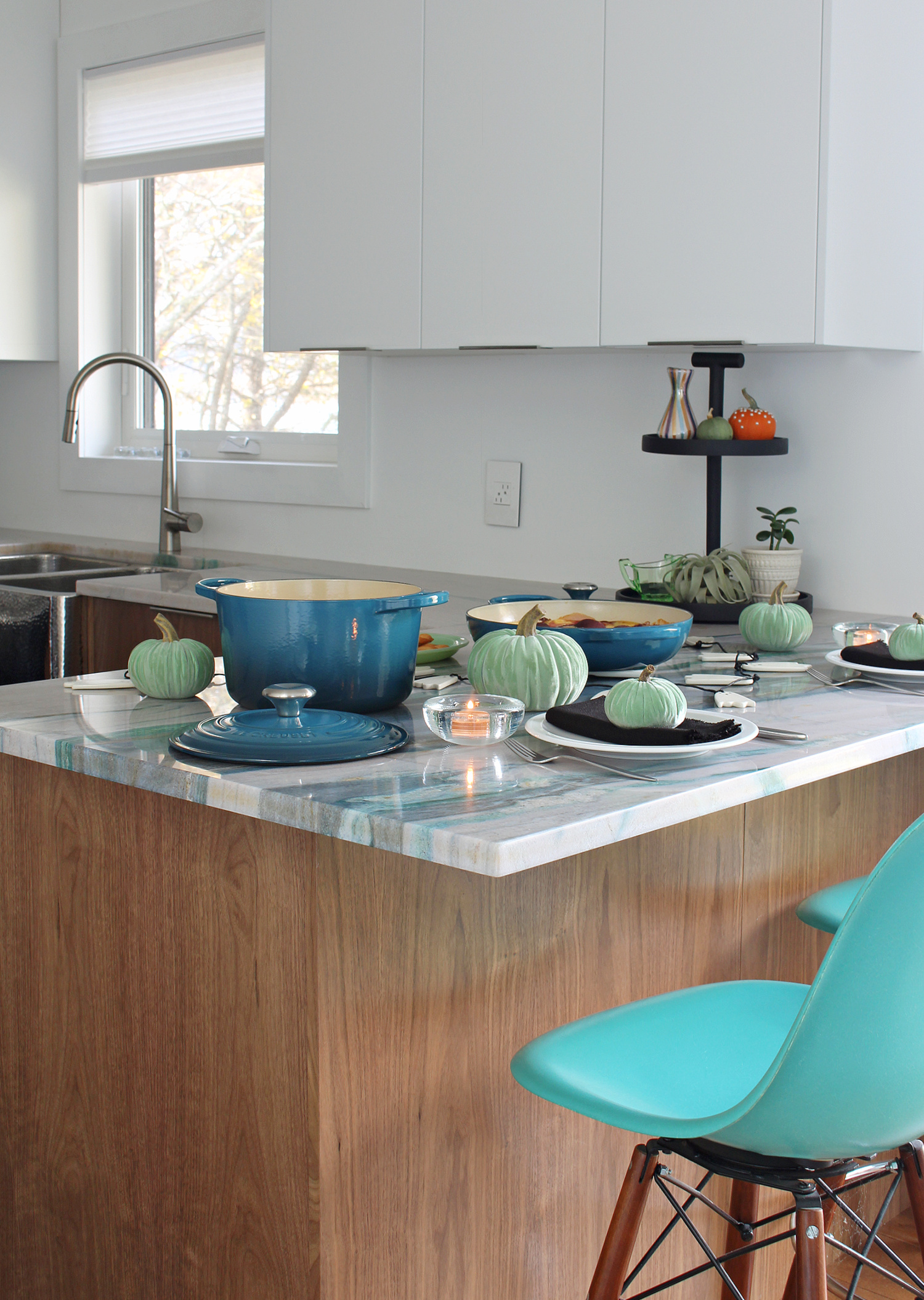 Black Halloween Two Tiered Tray