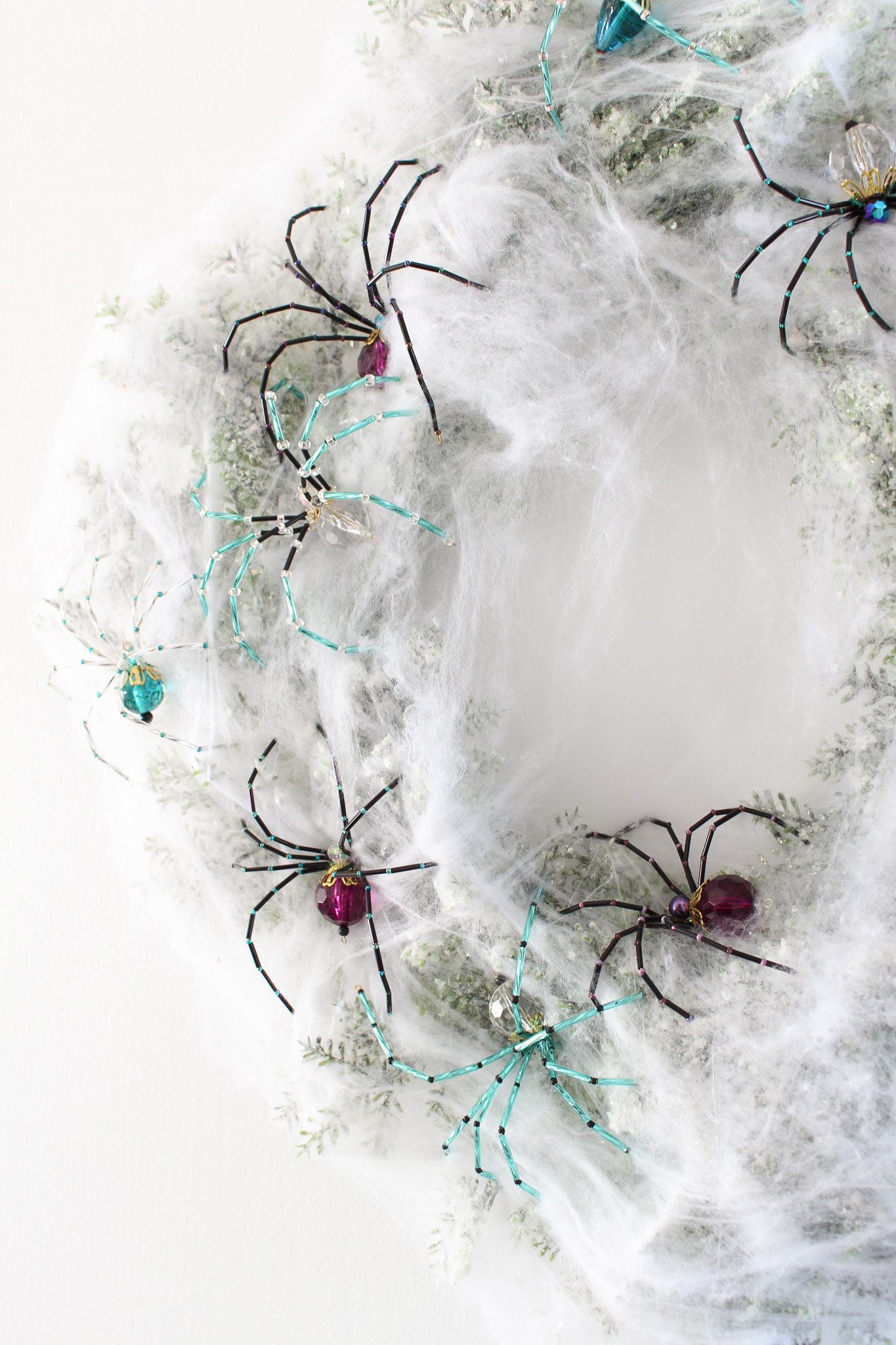 DIY Beaded Spider Halloween Wreath