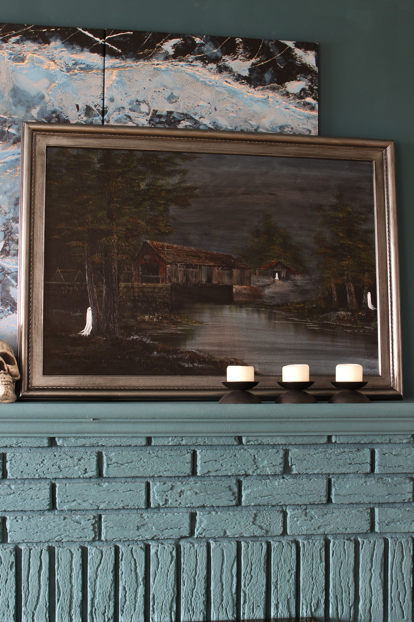How to Create a Faux Metal Finish on Wooden Picture Frame