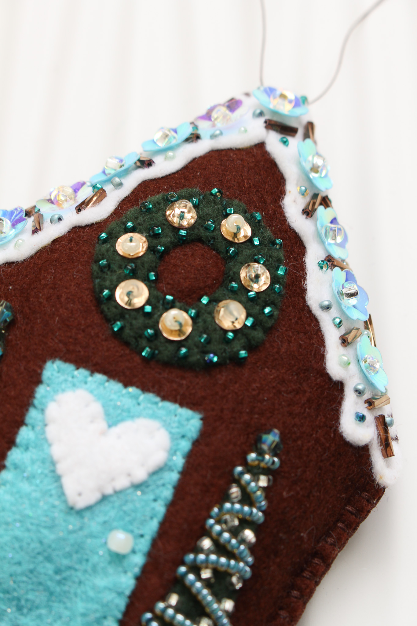 DIY Felt Gingerbread House