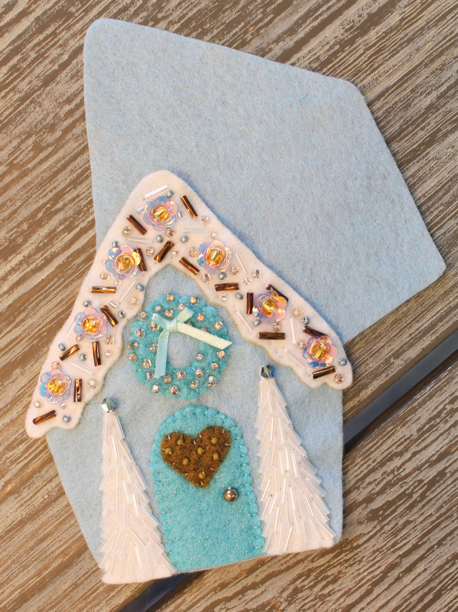 How to Make Felt Ornaments